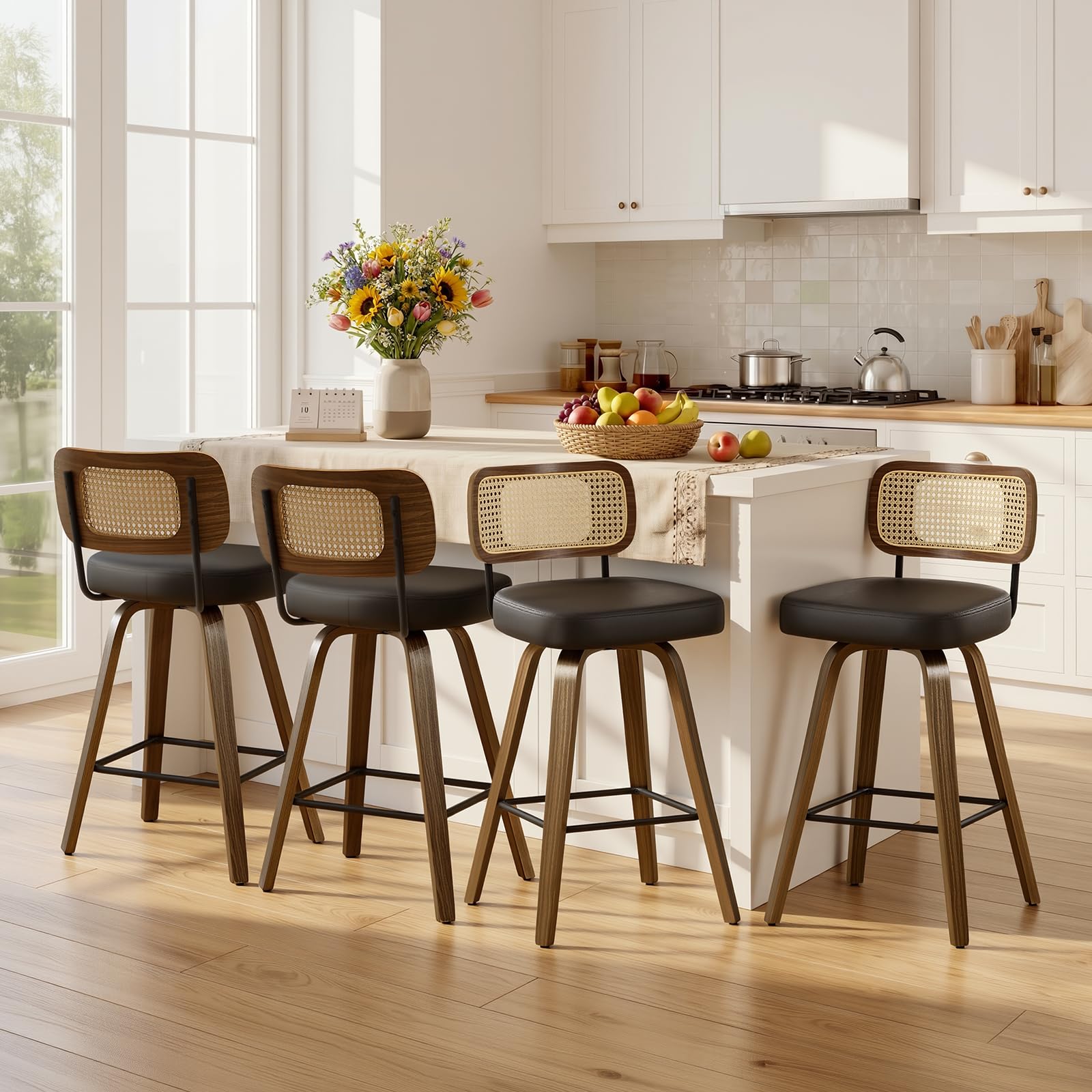 Bekrvio Lot de 2 tabourets de bar avec dossier, hauteur d'assise 65 cm, rotatif à 360°, tabouret de bar en rotin en bois avec siège extra épais (7,1 cm), 4 pieds stables, chaise de bar pour îlot de