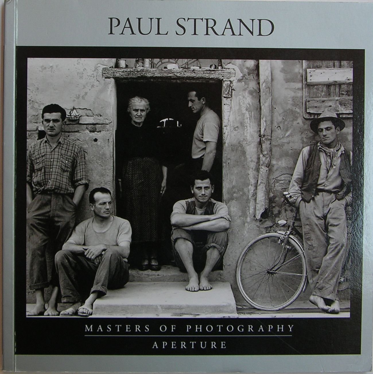 Paul Strand (Masters of Photography) by Mark Haworth-Booth (1-Aug-1987) Paperback