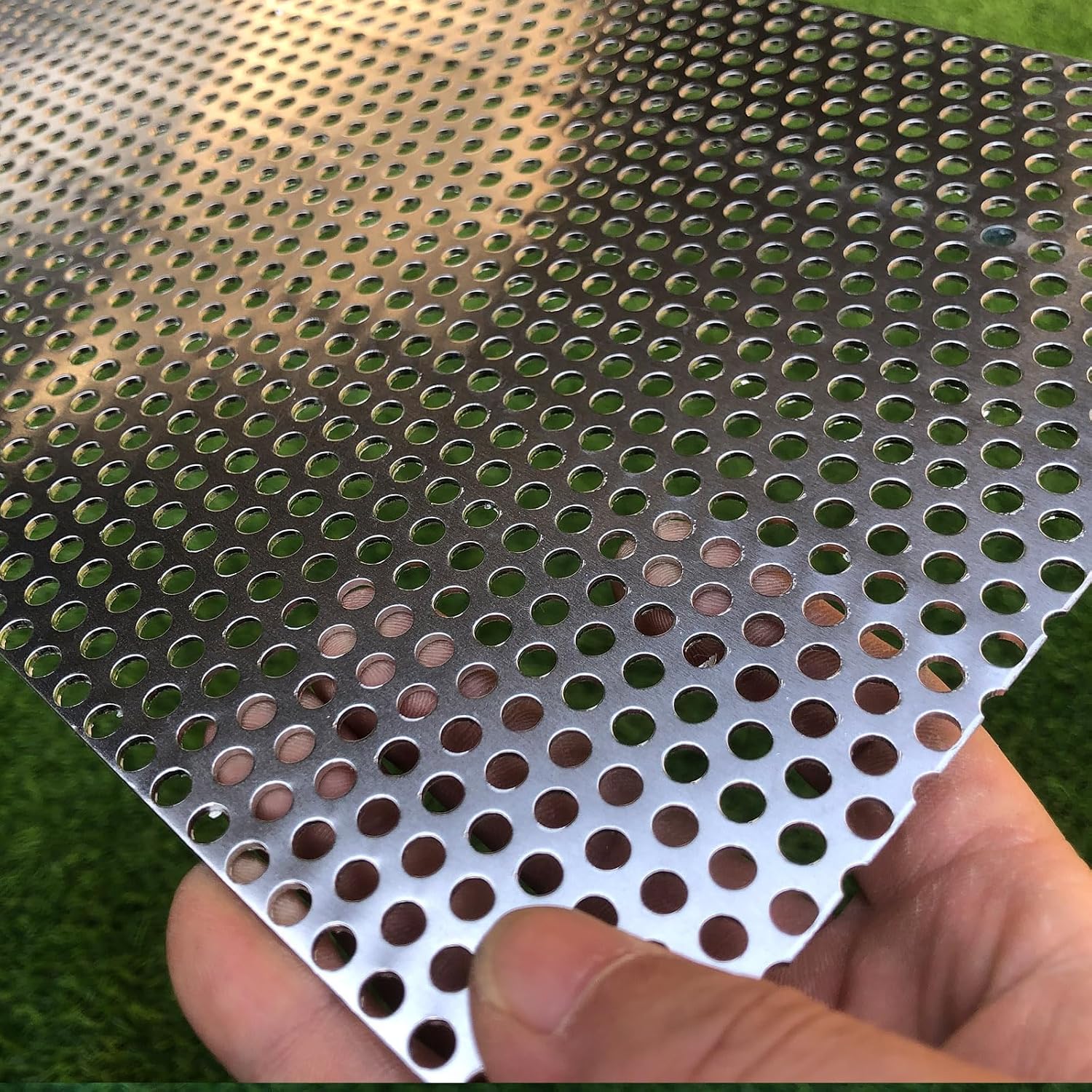 Aluminum Perforated Metal Sheets 16 Gauge 15.7 inch by 7.8 inch Expanded Metal Mesh Aluminum Opening 1/5" 0.2 inch (About 5 mm) Perforated Steel Sheet Mesh Screen Decorative