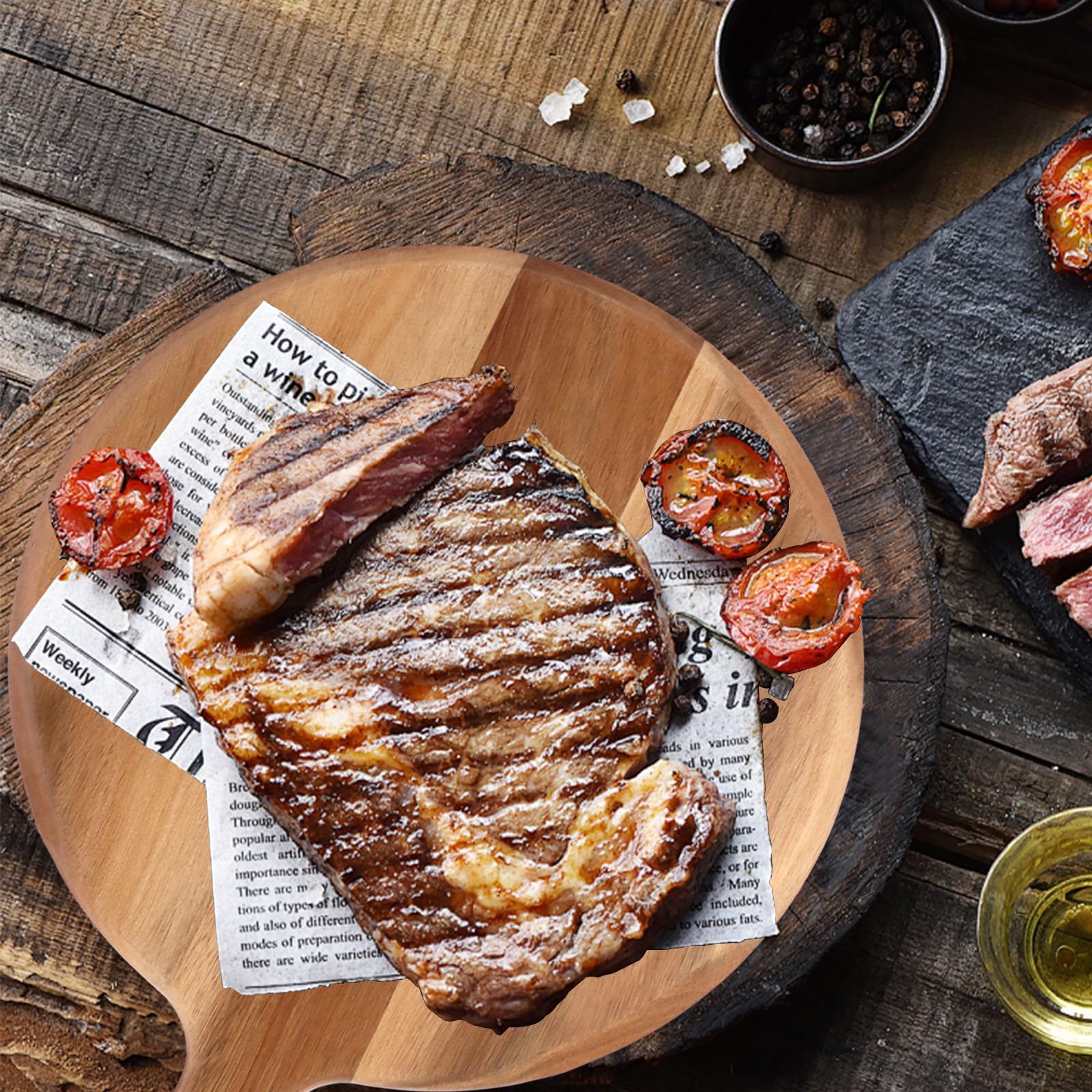 Lot de 2 assiettes à pizza rondes de 30,5 cm - Planche à découper en bois avec poignée - Plaque à pizza - Planche à charcuterie au fromage - Assiettes en bois pour pizza, tartes flambées