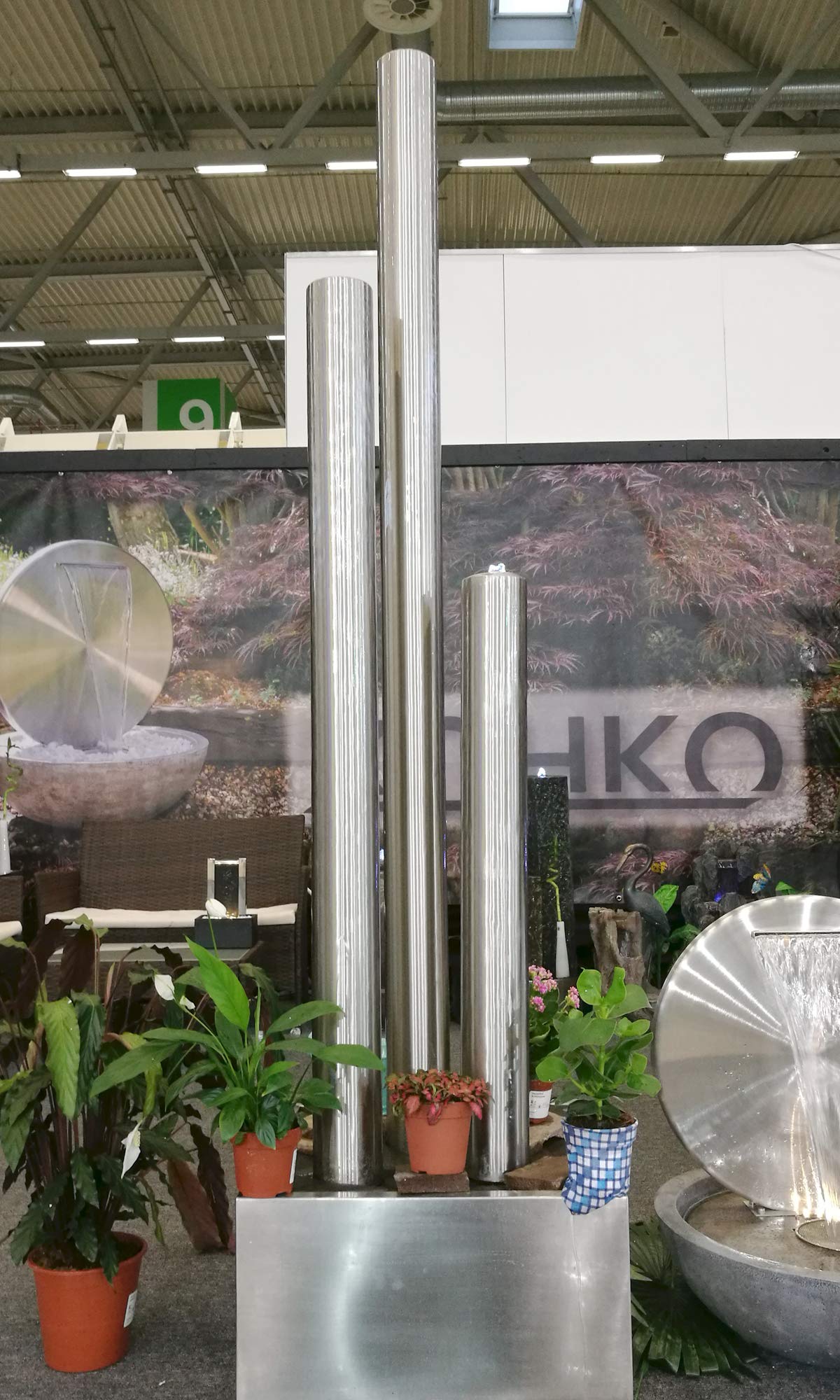 KÖHKO® Springbrunnen Zylinder Höhe ca. 180 cm 26003 Gartenbrunnen mit LED-Beleuchtung und Edelstahlbecken