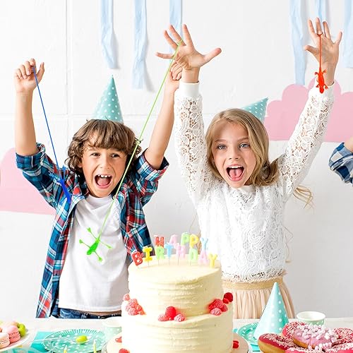 Miniatura 5 de STOBOK Lagarto pegajoso, 24 piezas de juguetes pegajosos divertidos de lagarto de manos pegajosas, figuras de lagarto de gecko, juguetes elásticos