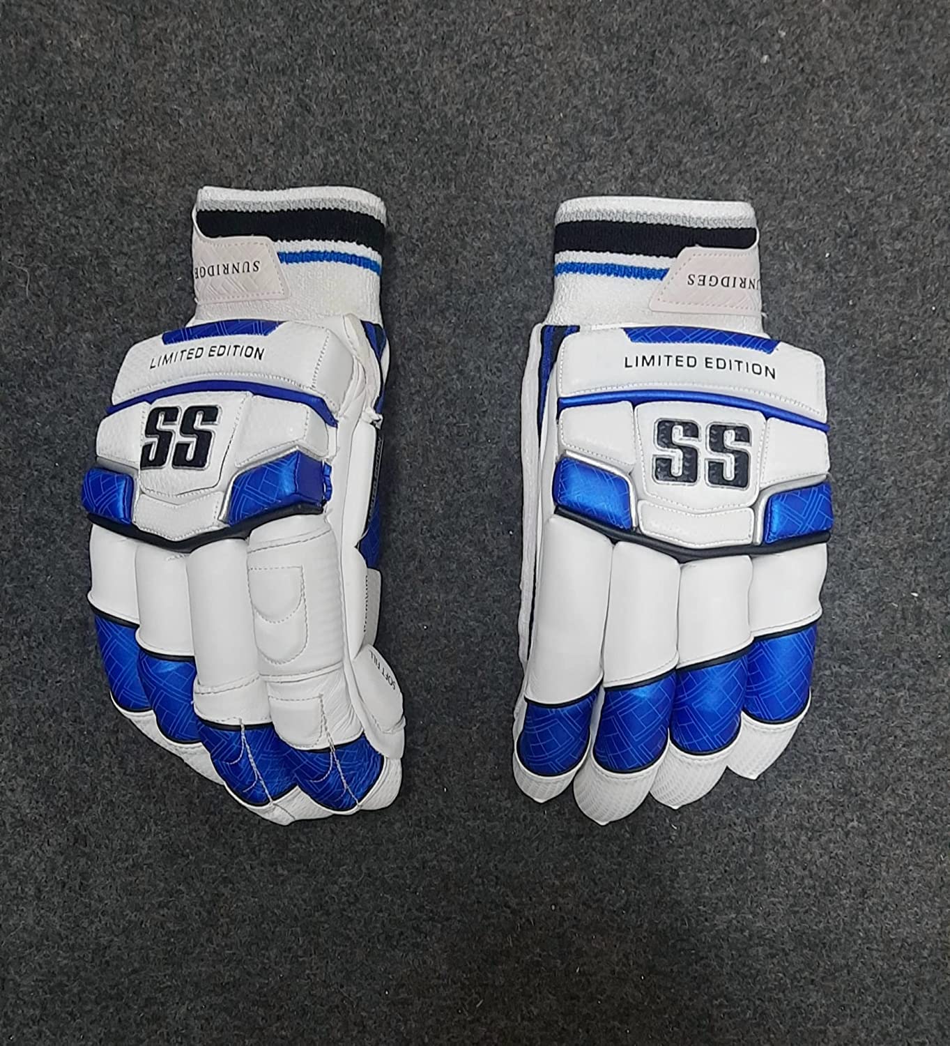 SS Limited Edition Cricket Batting Gloves Adult Size-Left Handed-image-13