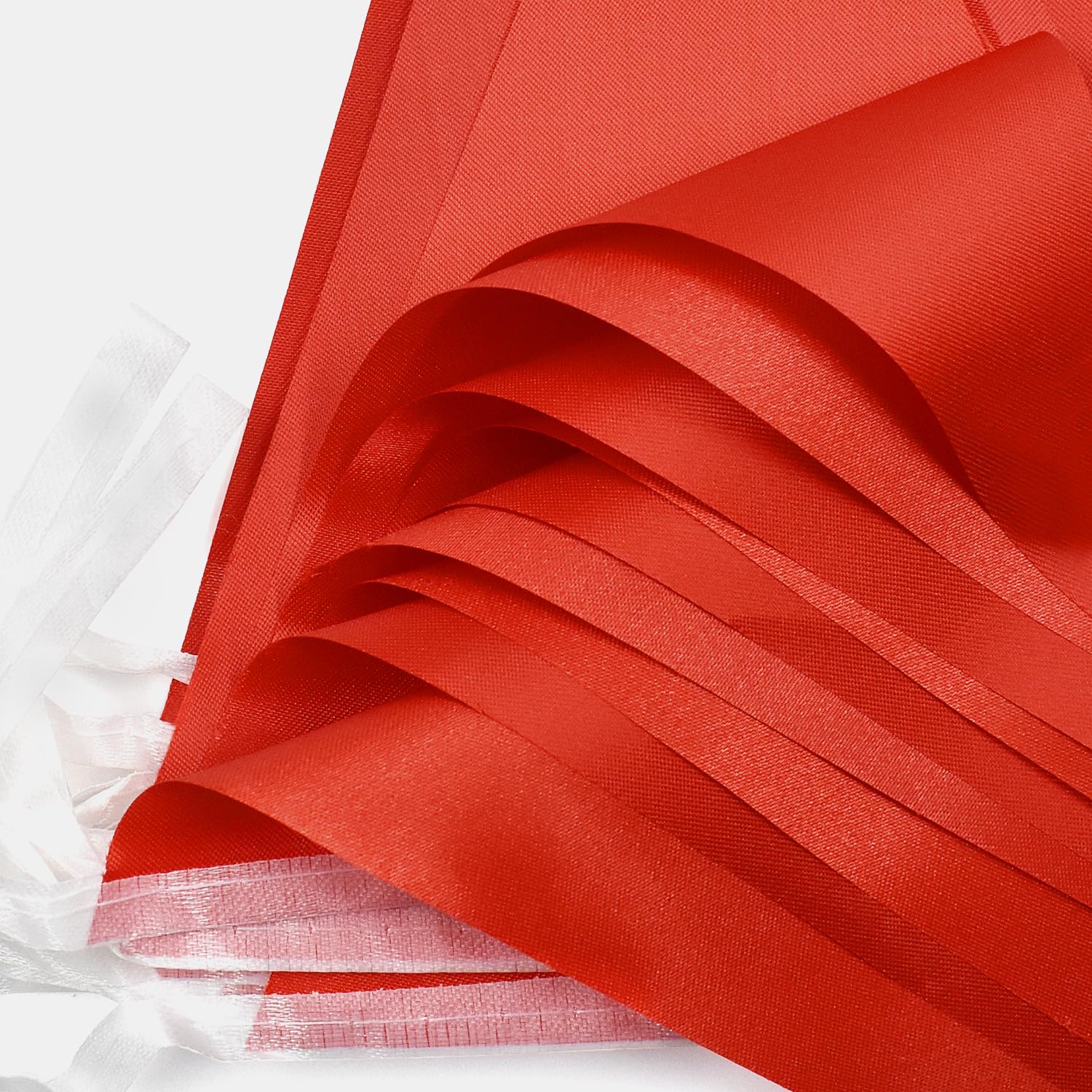 Bandierine Per Feste Da Esterno - 20m Con 52 Bandierine Triangolari, Rosse, Impermeabili E Riutilizzabili - Foto 10