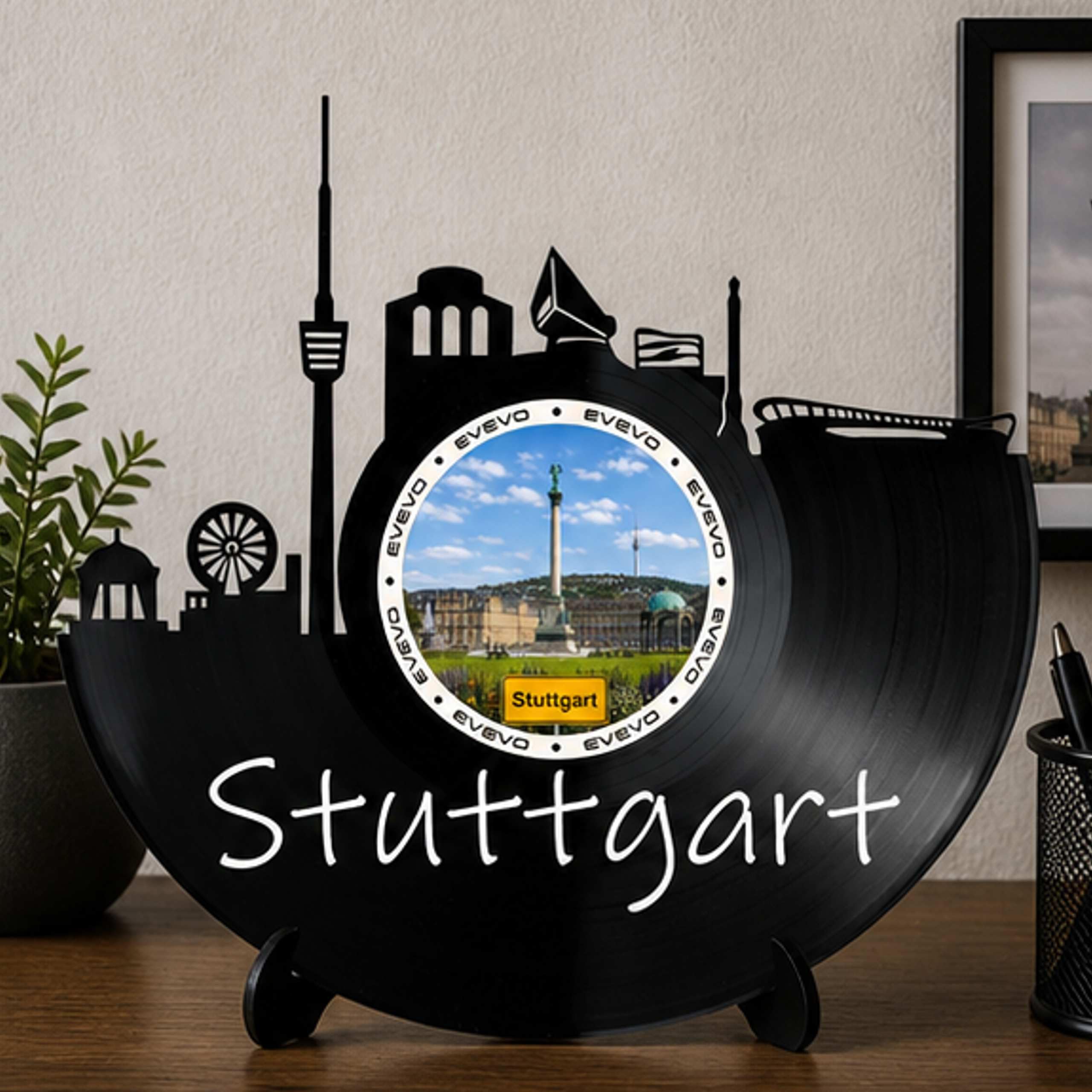 EVEVO Decorazione da parete in vinile di Stoccarda, skyline di Baden-Württemberg, regalo per i fan di Stoccarda, gli amanti del vecchio castello di caldaia D0053