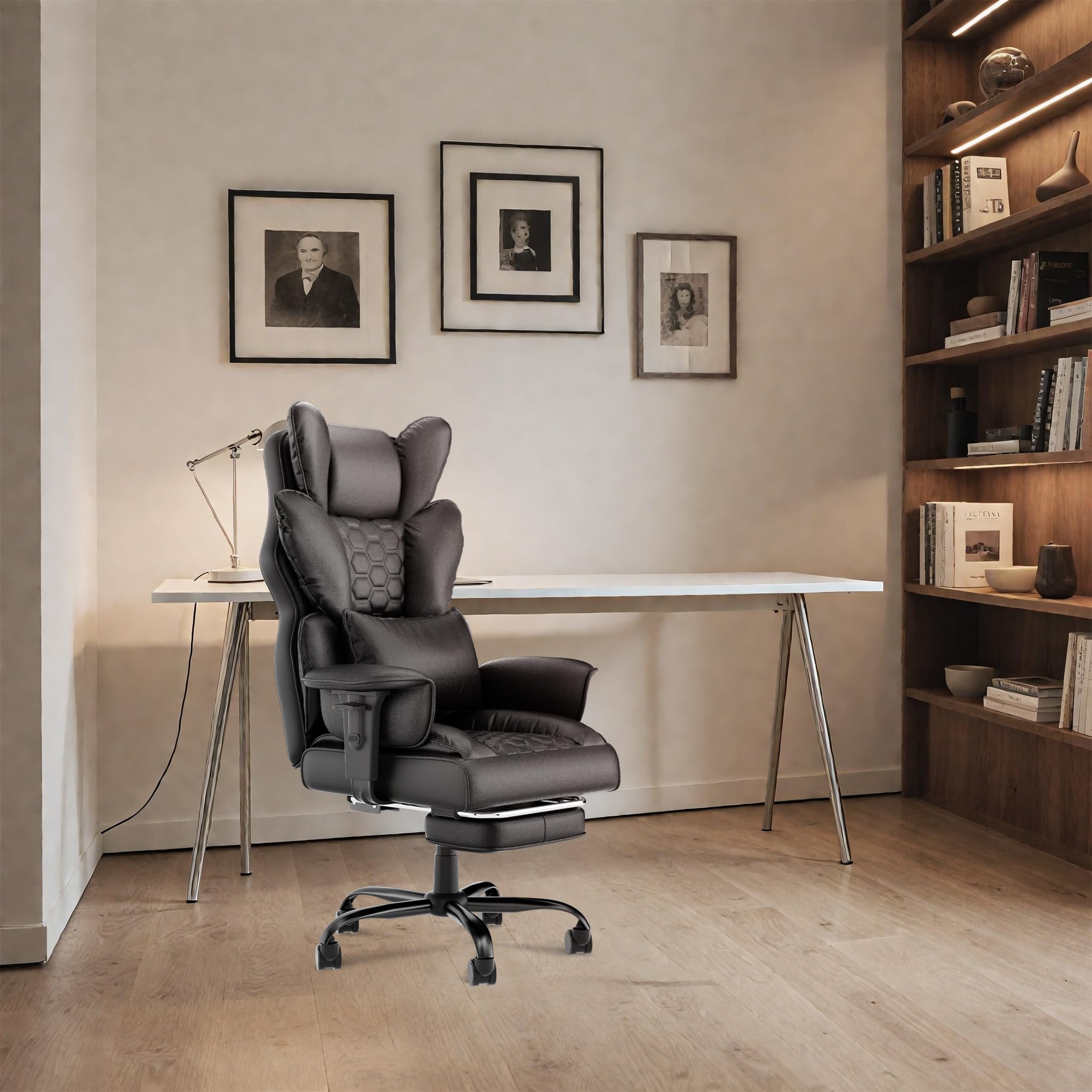 LZQ Silla de oficina ergonómica de piel con reposapiés, silla de ordenador para videojuegos de poliuretano, respaldo ajustable de 90 a 150°, reposabrazos ajustables en altura, soporta hasta 150 kg