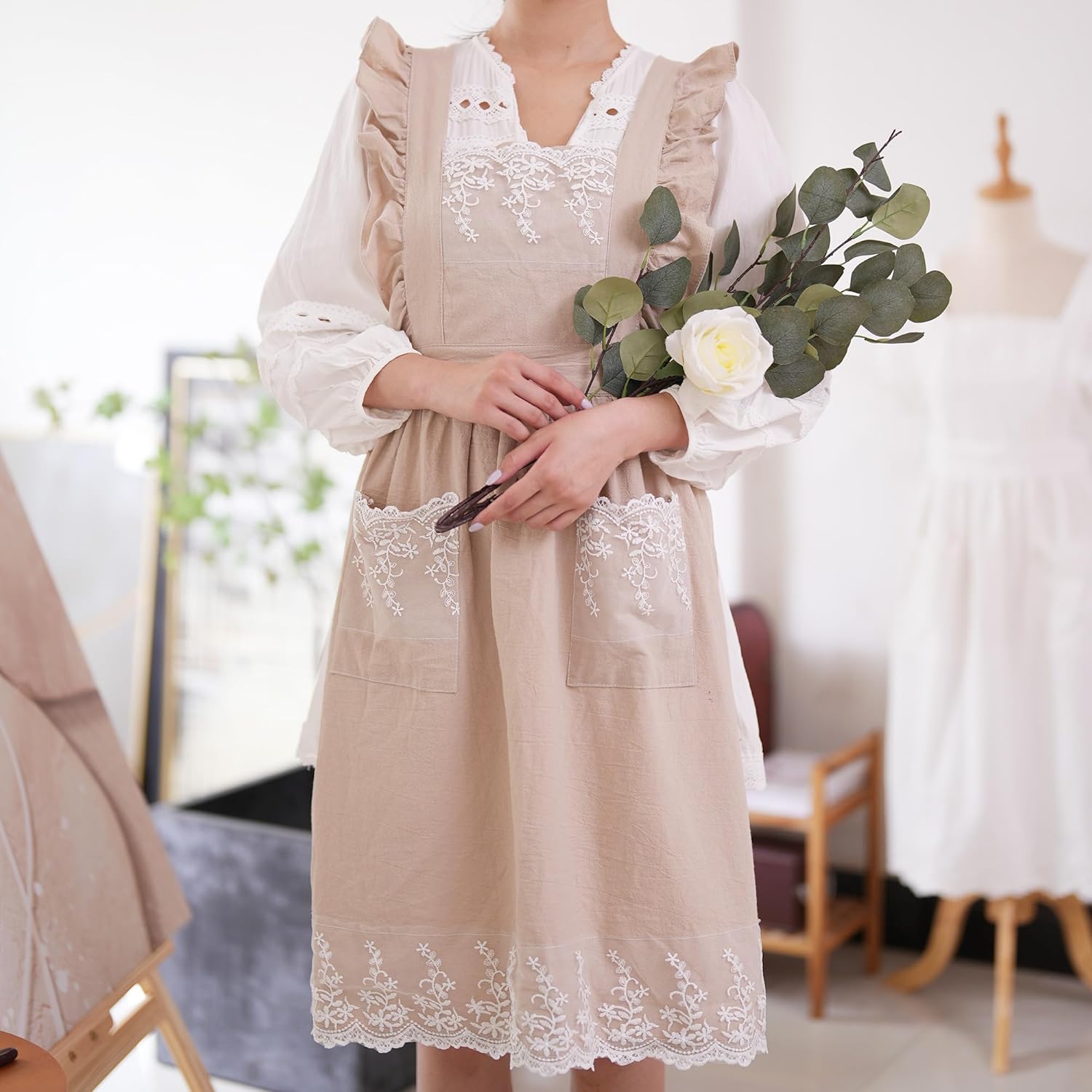 Vintage Aprons for Women with Pockets Cute Lace Ruffle Adjustable Apron for Cooking Kitchen Baking Gardening - Image 4