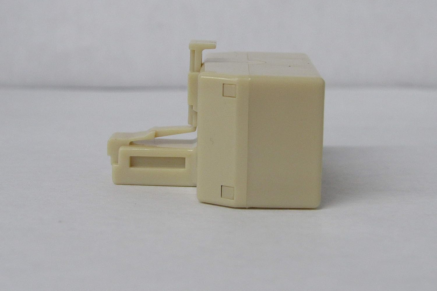 R.J. Enterprises- RJ-11 Triplex T Adaptor- RJ11 Male to 3 RJ11 Female Telephone 3-Way Splitter (10p/per Bag)