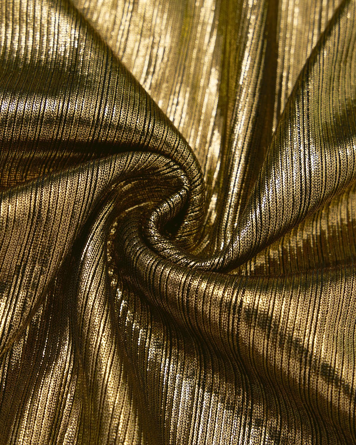 Pinup Fashion Plus Size Formal Gowns and Evening Dresses - Luxury Metallic Prom Gala Holiday Christmas Floor Length Dress - Image 4