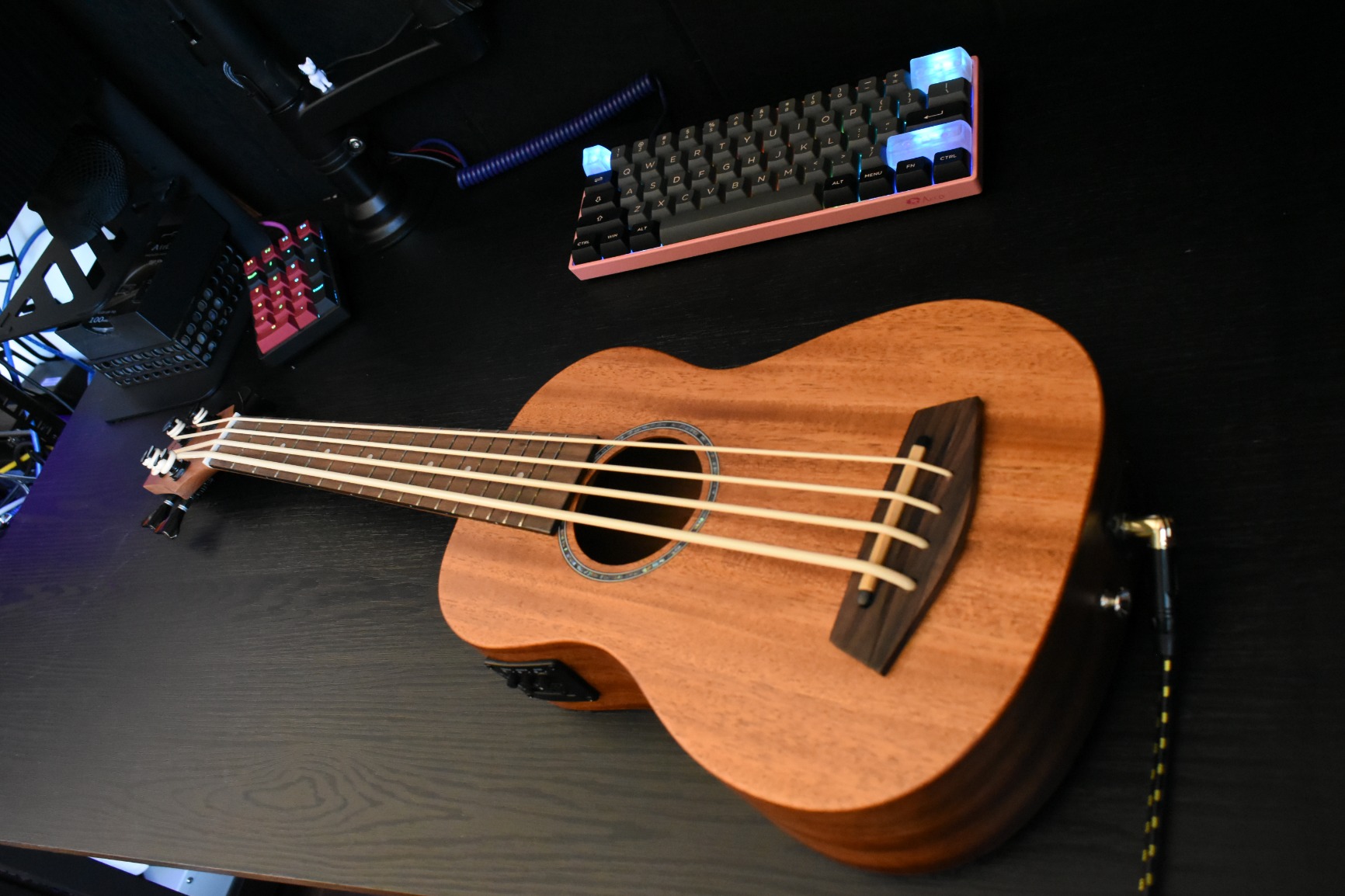 27/mo Finance Caramel CUB402 Electric 30inch All Solid Wood Mahogany