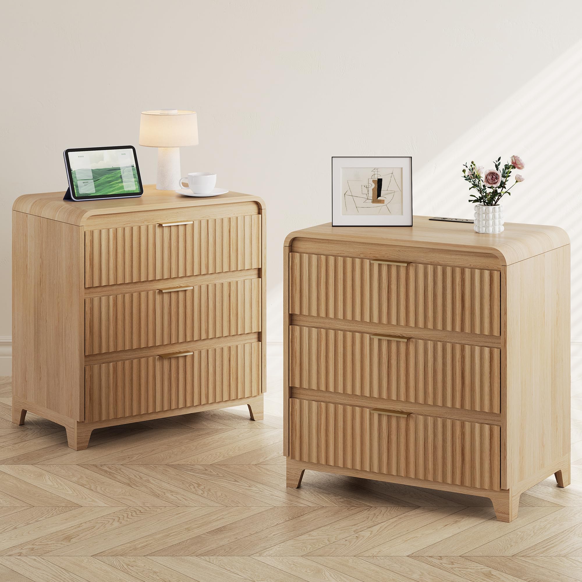 Fluted Natural Oak Nightstand Set of 2, 24 Inch Bedside Table with Charging Station, Wood Night Stand with 3 Drawers and Silent-Close Slides, Modern End Table for Bedroom, Natural