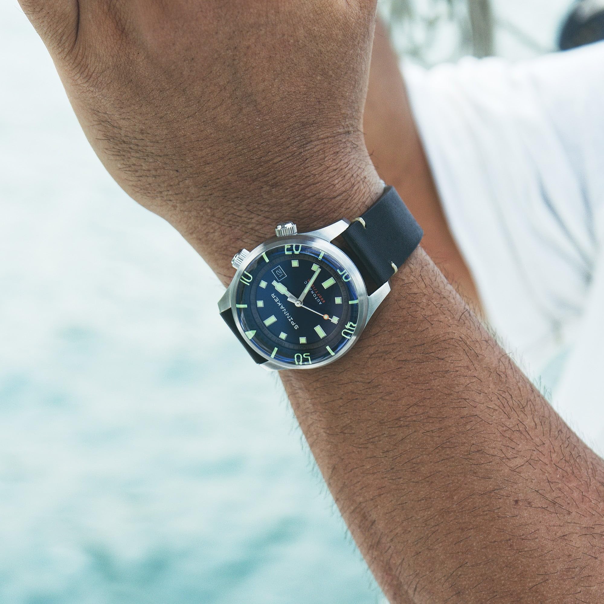 Spinnaker Męski 42 mm Bradner automatyczny zegarek z 3 wskazówkami z bransoletką z prawdziwej skóry lub stali nierdzewnej SP-5062