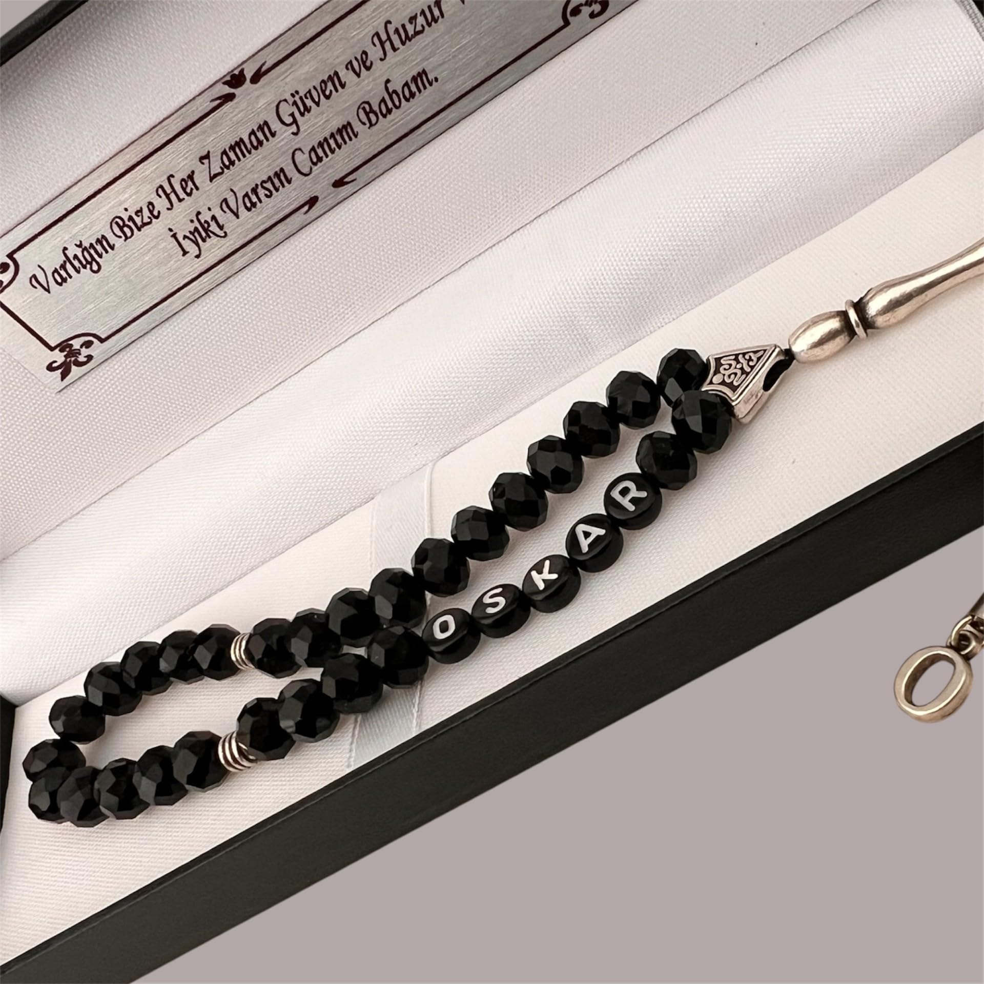 Personalisierter Tesbih mit Namen - Emotionales Geschenk für Männer & Frauen - Handgefertigt Handmade Germany - Premium Geschenk mit Box - Individuelles Unikat Anfertigung mit Wunschnamen