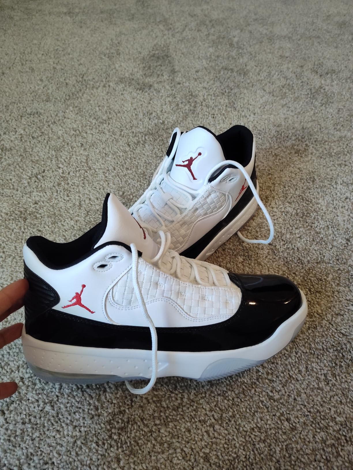 air jordan max aura 2 review