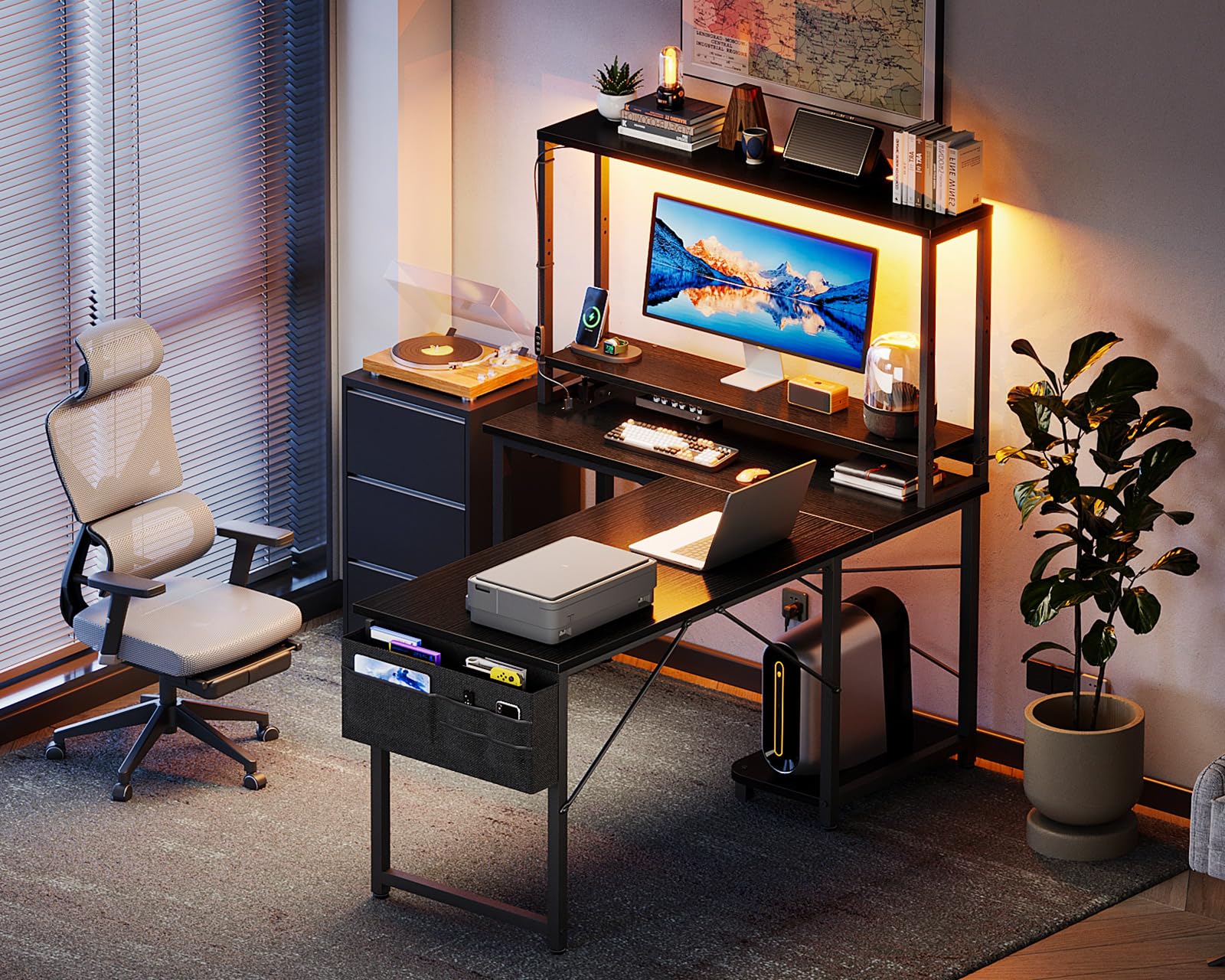 Coleshome Gaming Tisch L Form mit LED & Steckdosen, 110 × 80 cm Reversibel Gaming Schreibtisch mit Ablageregalen, Eckschreibtisch mit Aufbewahrungstasche für Homeoffice und Gaming, Schwarz