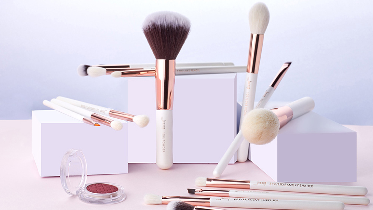 Watch Jessup brush set-T222 makeup brushes with case on Amazon Live