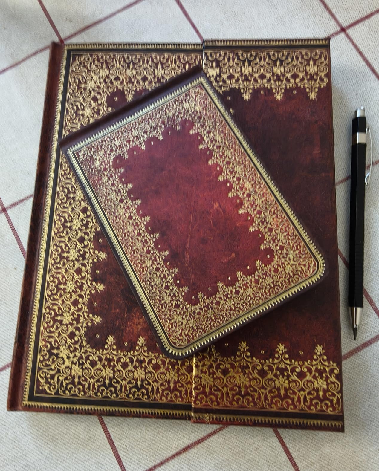 Paperblanks Reporter Amazon | Foiled Mini Reporter Gridded Hardcover Journal, 192pg, 80GSM ...