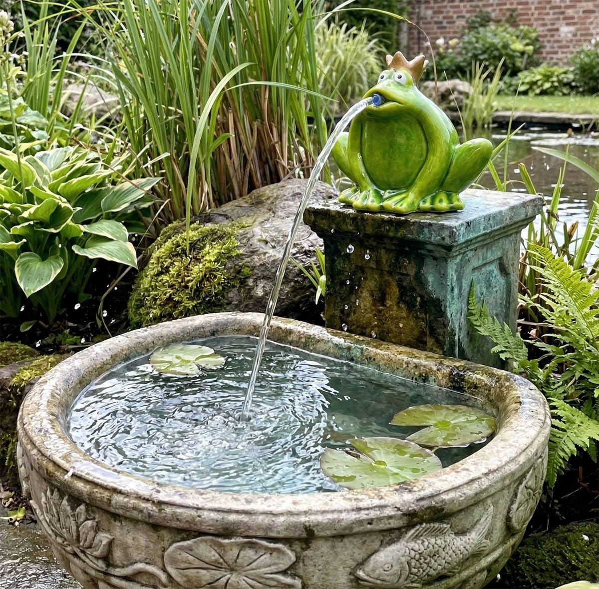 LB H&F Wasserspeier Froschkönig Miniteich mit Pumpe und Netzkabel Teichfigur aus Polyresin Frosch Deko Wasserspiel Gartenfrosch Gartenteich Terrasse/Balkon (Frosch)