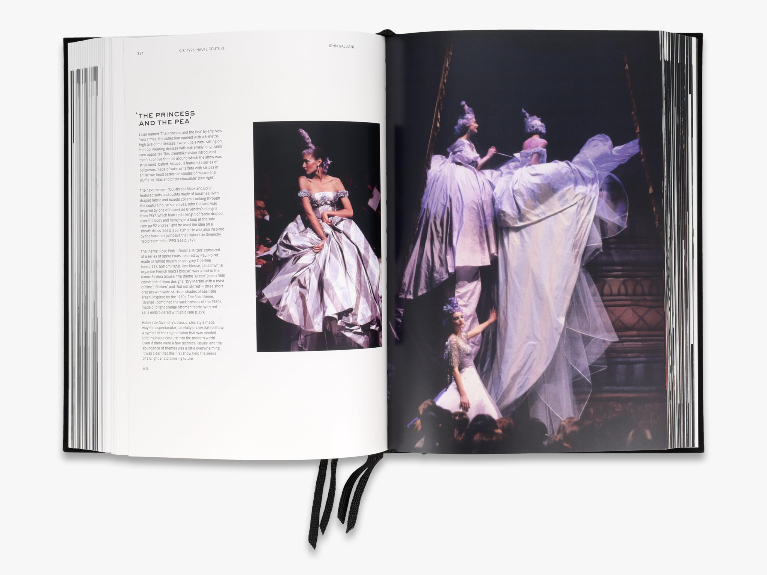 Catwalk: Givenchy: The Complete Collections: The Complete Collections: Official and Authorized