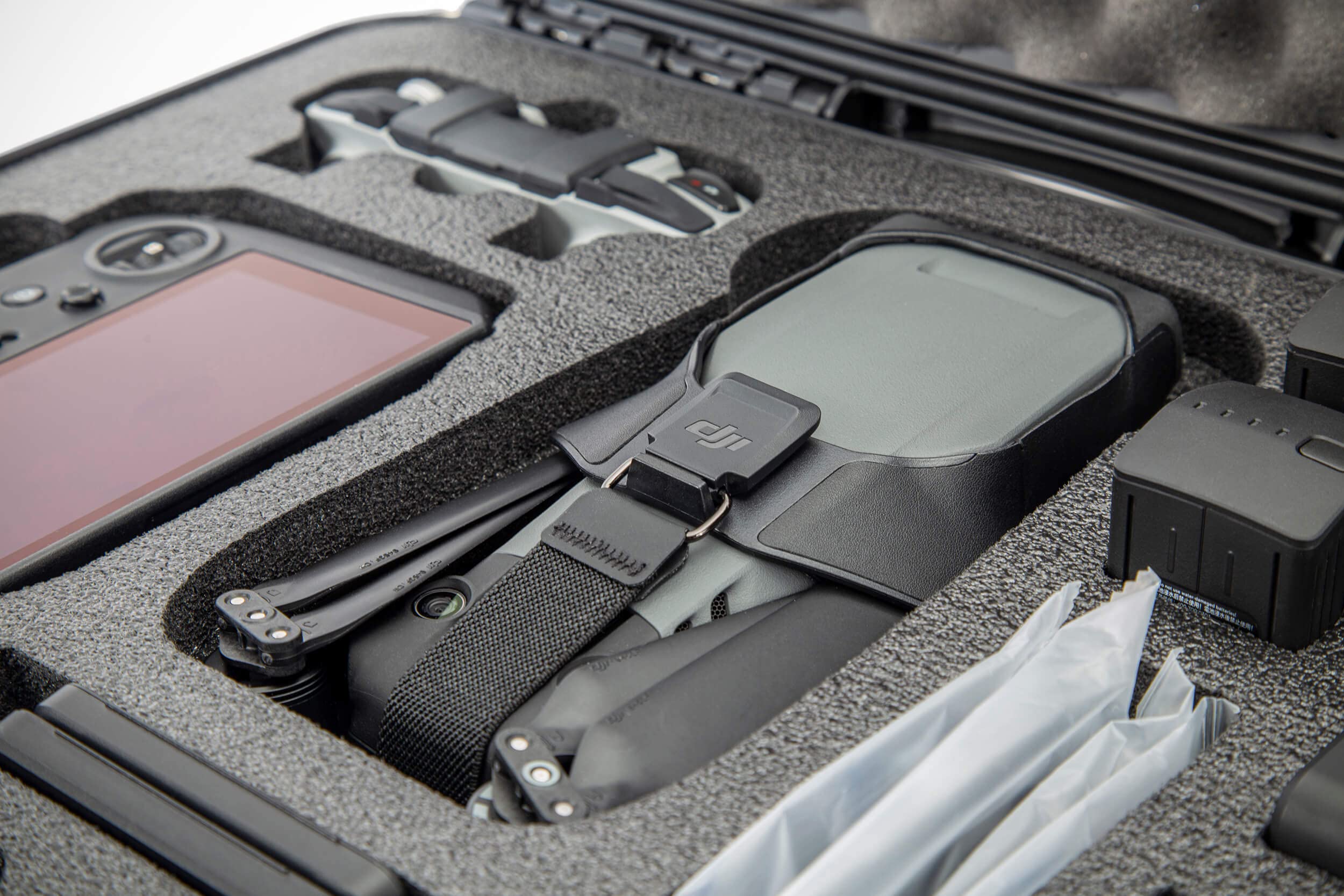 NANUK Custodia rigida impermeabile 925 con inserto in schiuma per DJI Mavic 3 Fly More/Cine Premium Combo - Arancione (925-MAV33)