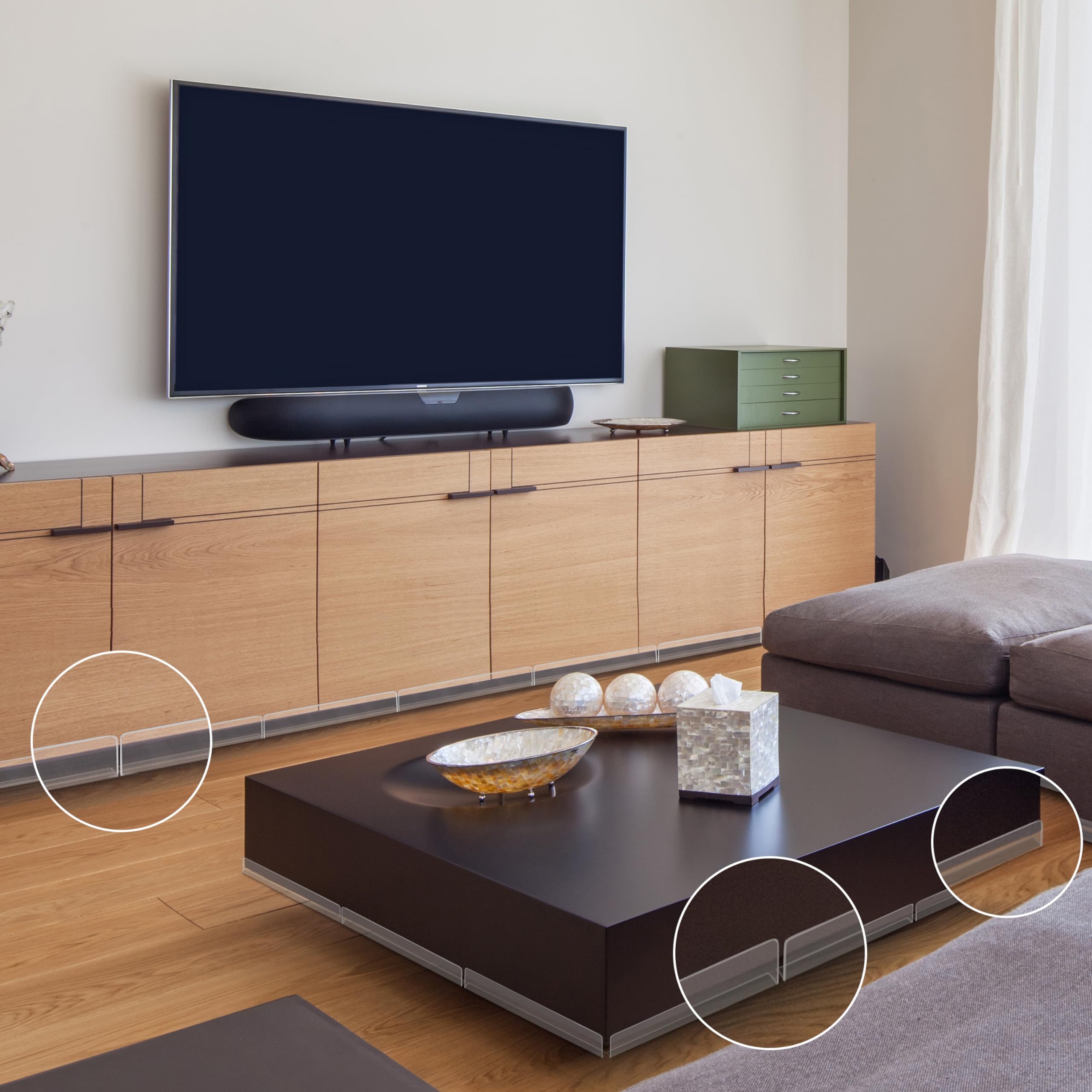 Paracolpi Barriera Letto per Giocattoli [Confezione da 8] - Blocca sotto Divano Trasparenti Adesivi Anche per Letto, Divano, Armadio, Comò, Cucina - Barriera Divano Anti Polvere e Animali