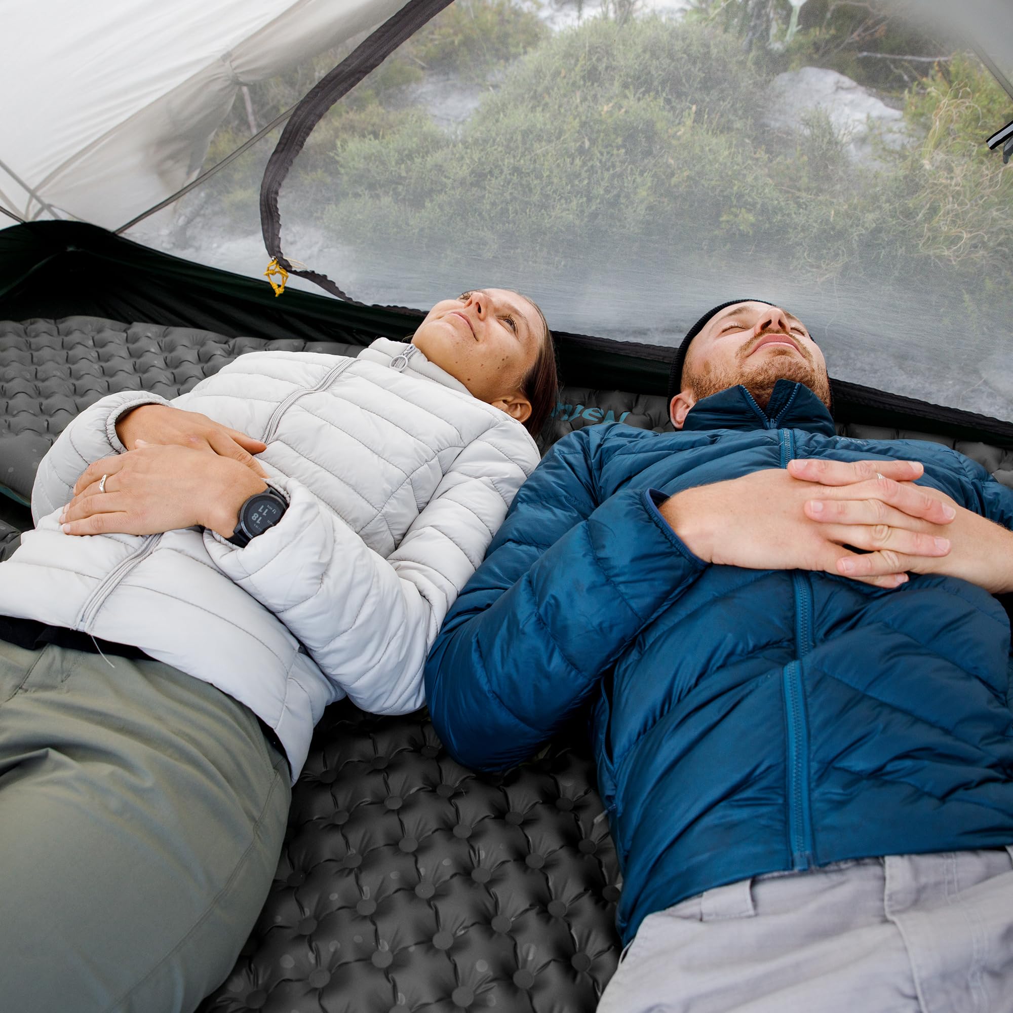 Naturehike Thermal 3,5R Materassino da campeggio Ultralight, 4 stagioni (-6 ℃), autogonfiabile con borsa gonfiabile, materasso ad aria durevole, alto valore R, alto isolamento, per l'inverno