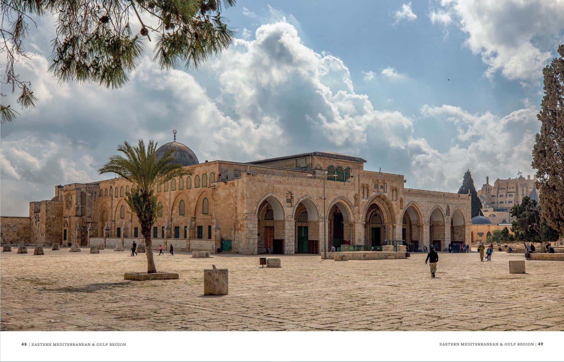 Architektur des Islam: Eine Weltgeschichte - Die vollständige Geschichte islamischer Baukunst über 1.400 Jahre und fünf Kontinente hinweg