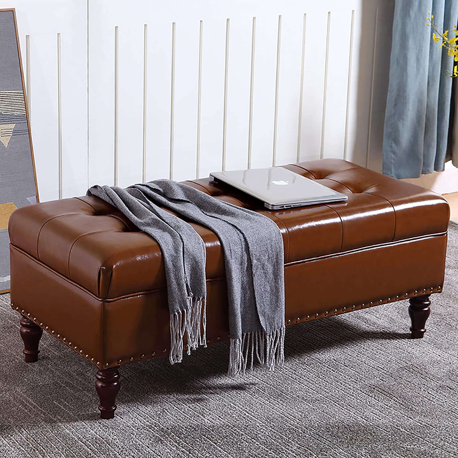 Banc ottoman en similicuir marron : fini le manque de confort dans l'entrée