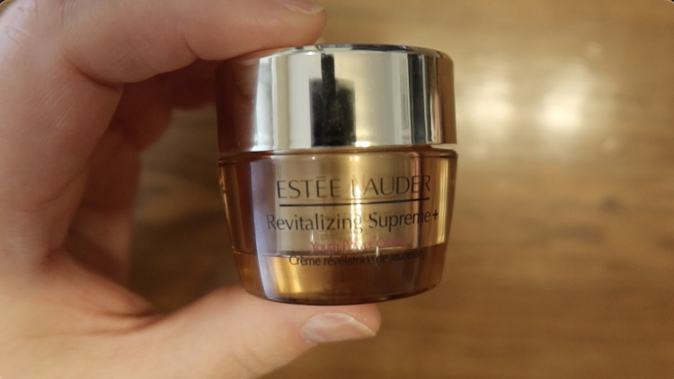 Watch Estee Lauder Revitalizing Supreme on Amazon Live