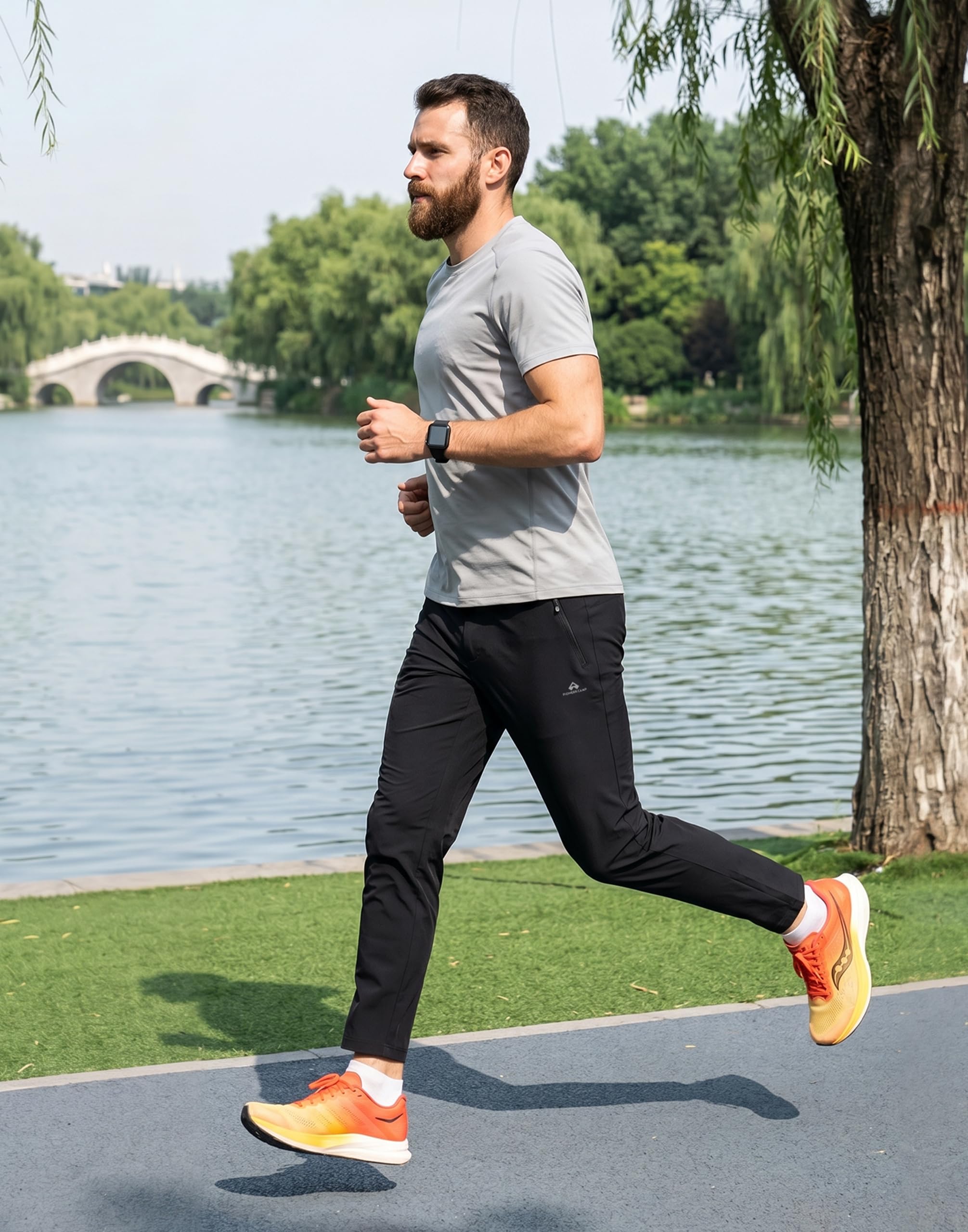 Pioneer Camp Jogginghose Herren Outdoorhose mit 4-Wege-Stretch Atmungsaktiv & Kühlend Sporthose UPF50+ mit 2 Reißverschluss Taschen