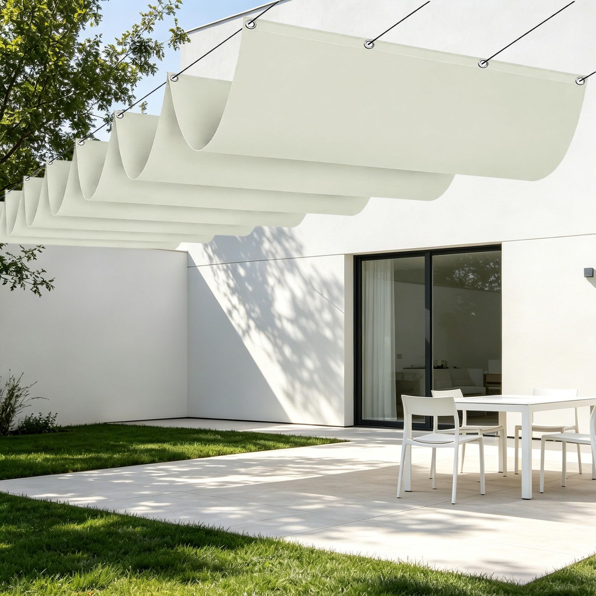 Toile ombrage rétractable vague contre la chaleur et la pluie sur le balcon