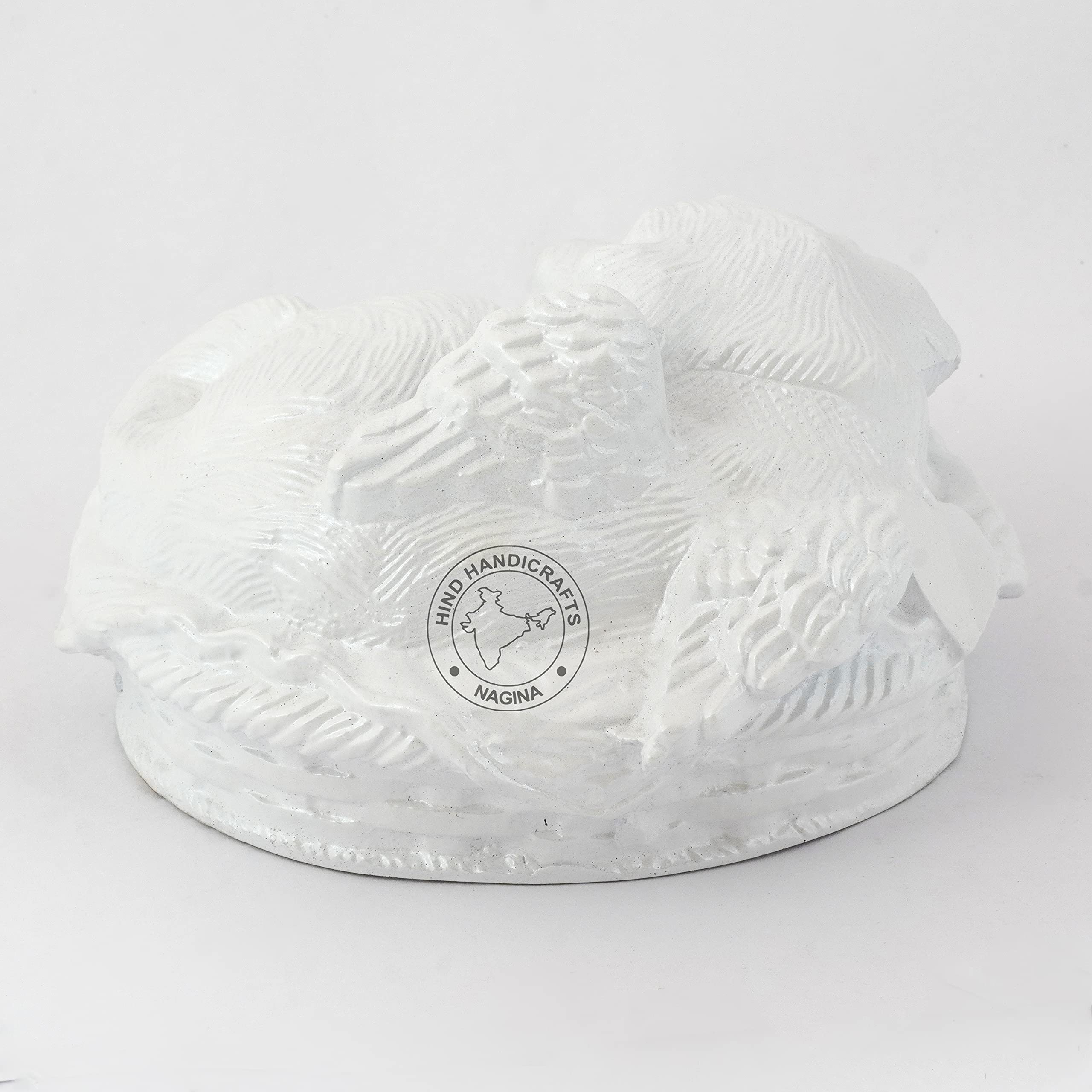 Aluminium Contemporary Angel Dog Sleeping Cremation Urns for Ashes - Peaceful Pet Memorial Keepsake Urn for Dogs (30 Cubic Inches, White with Cot)