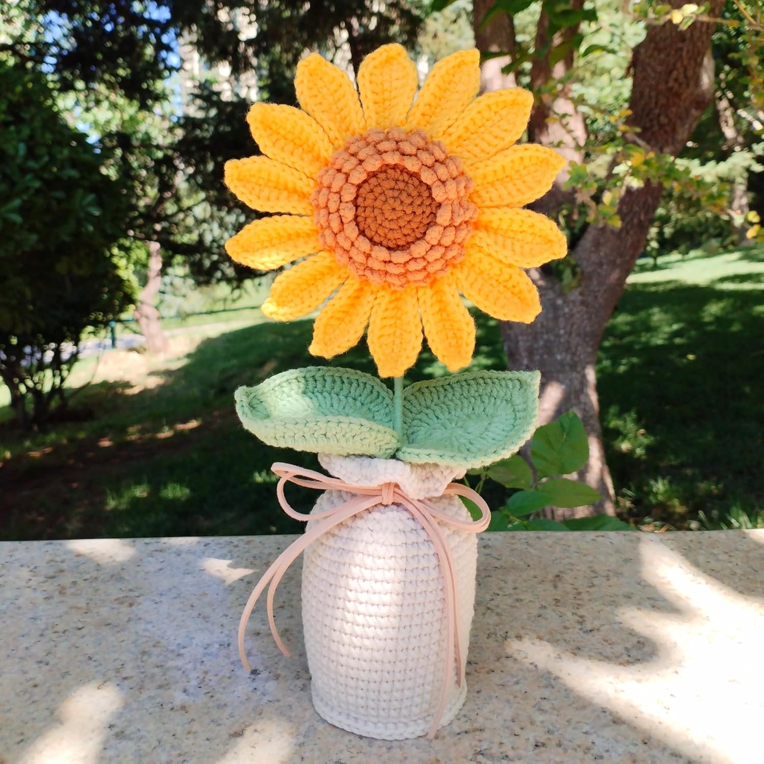 Handmade Crocheted Flowers Sunflower Artificial Flowers, Faux Flowers for vase,Sunflower Decor,Suitable for Home,car, Public Decoration, Holiday Scene Display, Gifting to Friends and Family