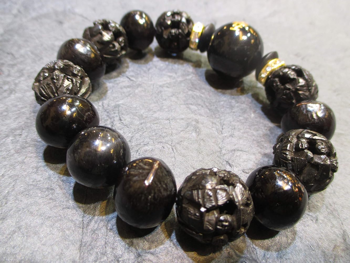 羅漢　彫刻　1枚彫り（紫檀） Amazon.co.jp: SK-913 縞黒檀 鳳凰 厚彫 彫刻 495X137X38 GW