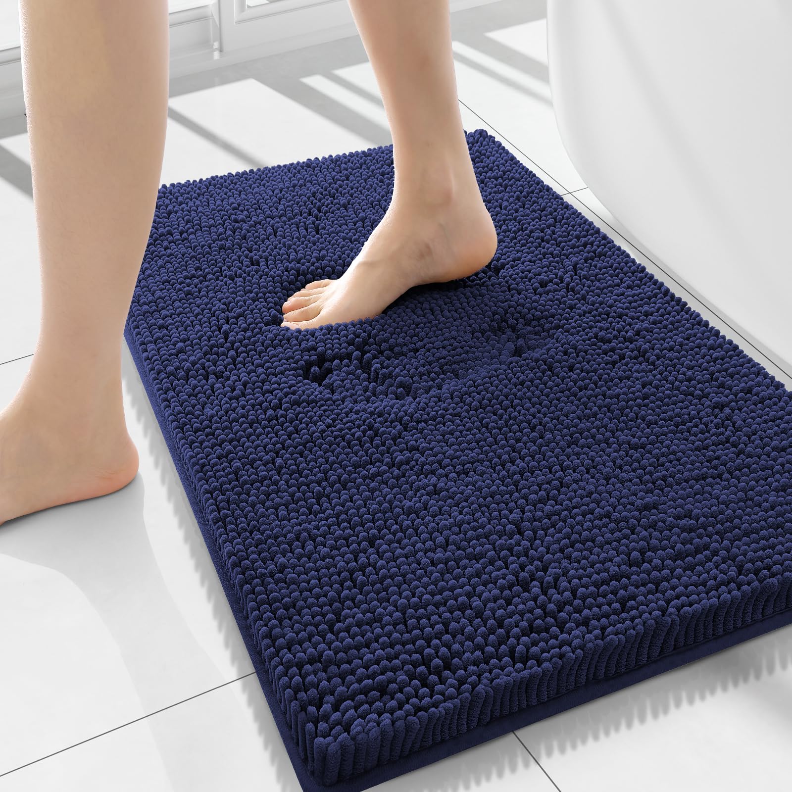 Homaxy Tapis de Bain Antiderapant Microfibre Chenille Douce Absorbant Lavable en Machine 40 x 60 cm Bleu Marine