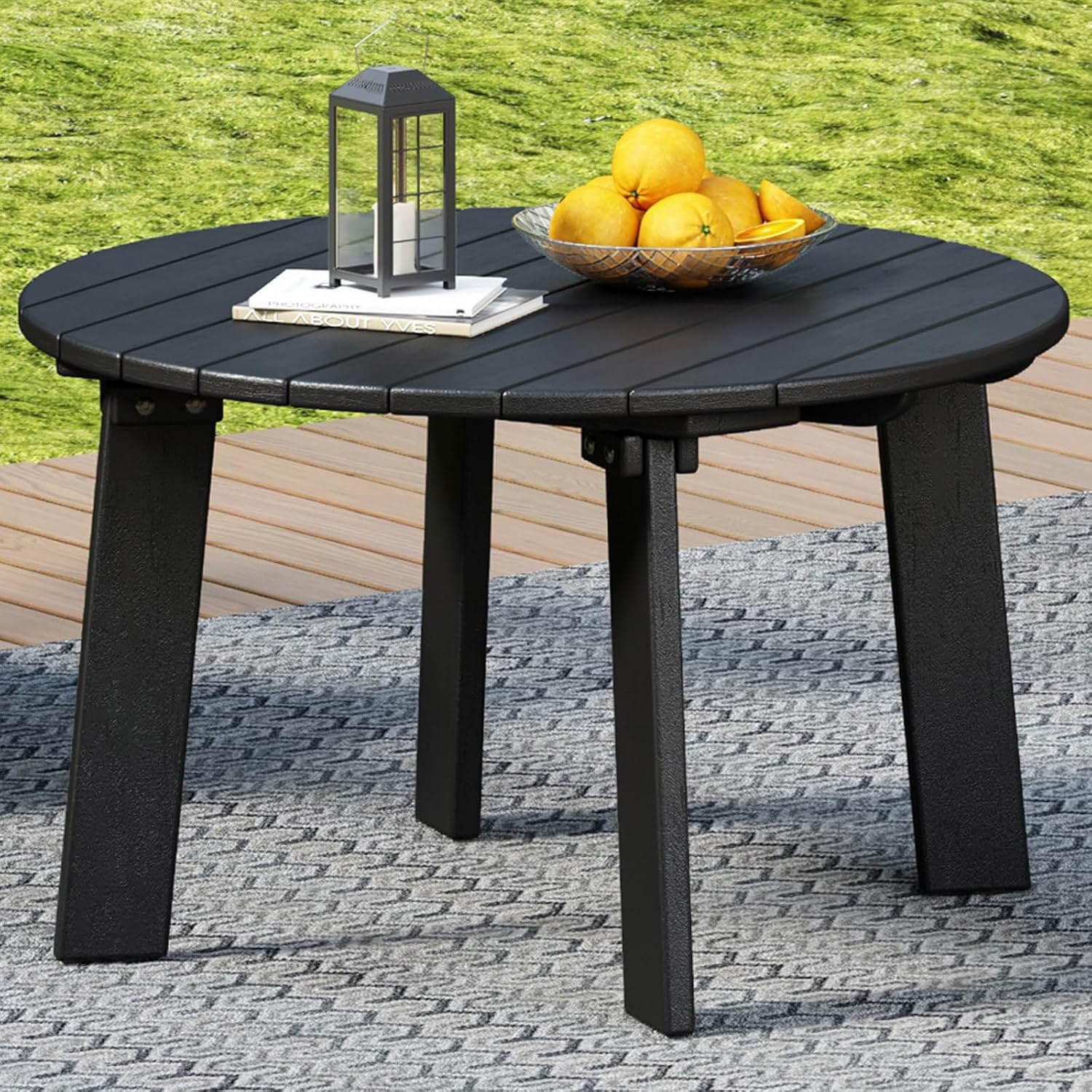 Round Polyethylene Outdoor Coffee Table