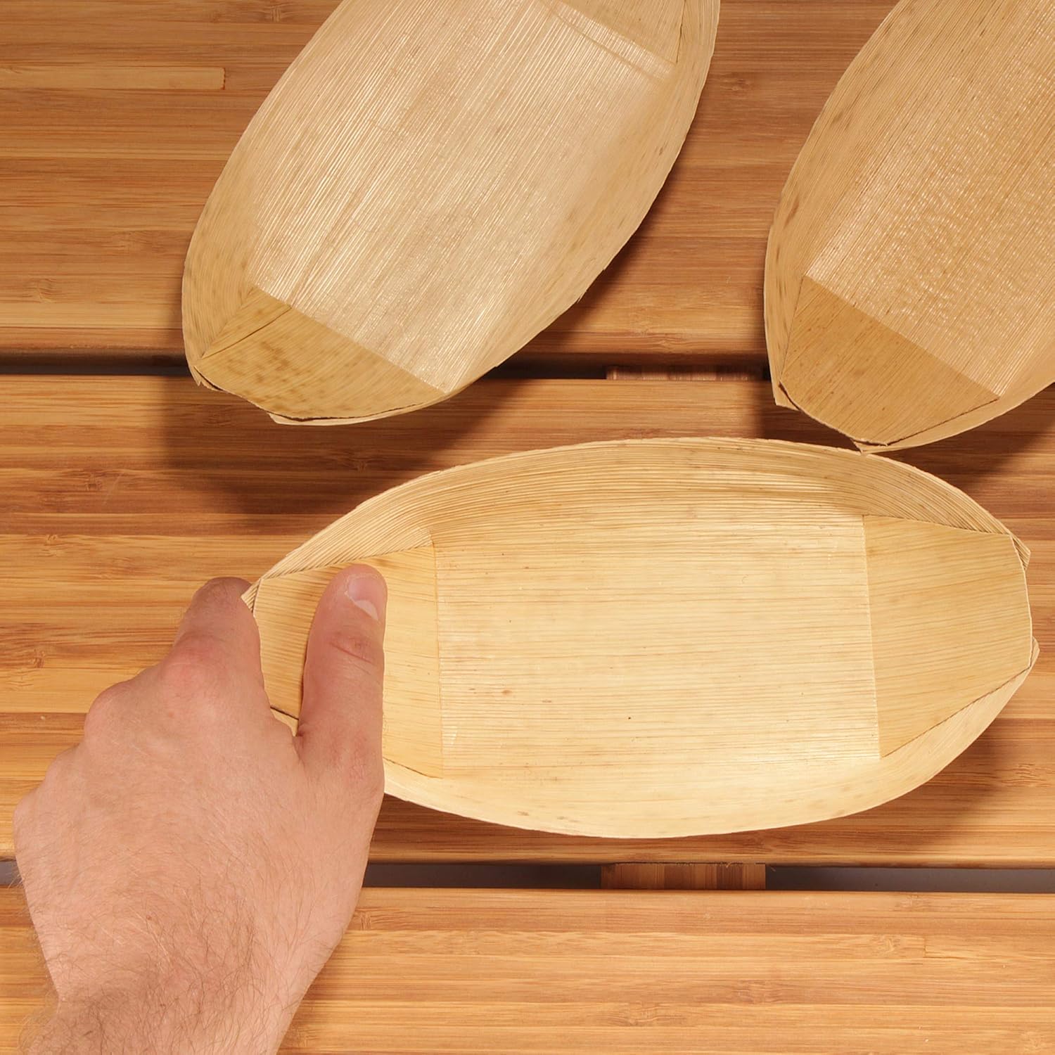 BambooMN 8.3" x 4.5" Premium Bamboo Leaf Boat, Renewable and Disposable Serving Boat Tray for Catering and Home Use, 100 Pieces