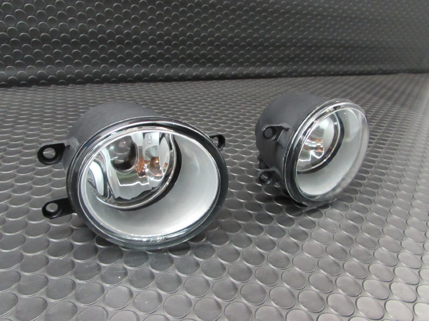 LEXUS GS300 フォグランプ 左右セット オマケ付き レクサス レクサスGS GRL11 左デイライト付きLEDフォグランプ