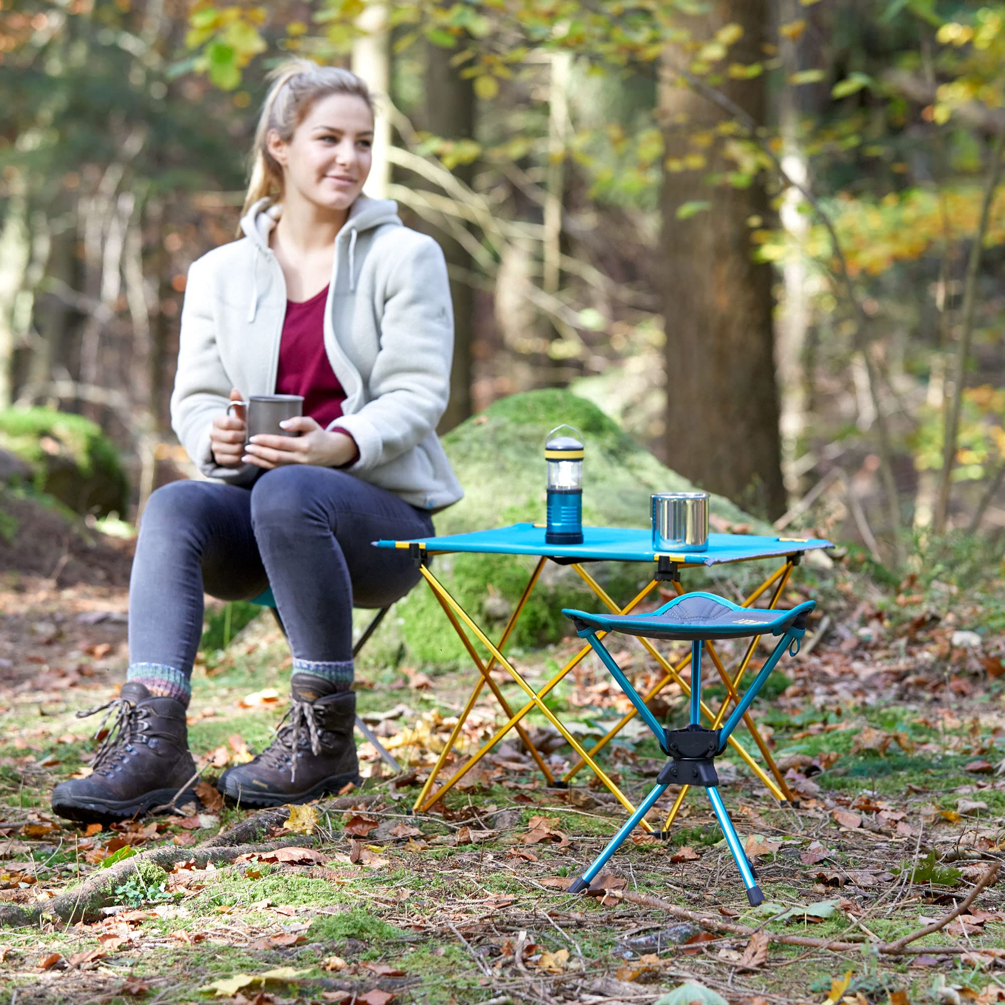 Uquip Tabouret trépied ThreeSixty Mini I Tabouret de Camping Pliant jusqu'à 130 kg I avec Articulation rotative à 360° I pour Le Camping, la randonnée, Le vélo et Les Voyages