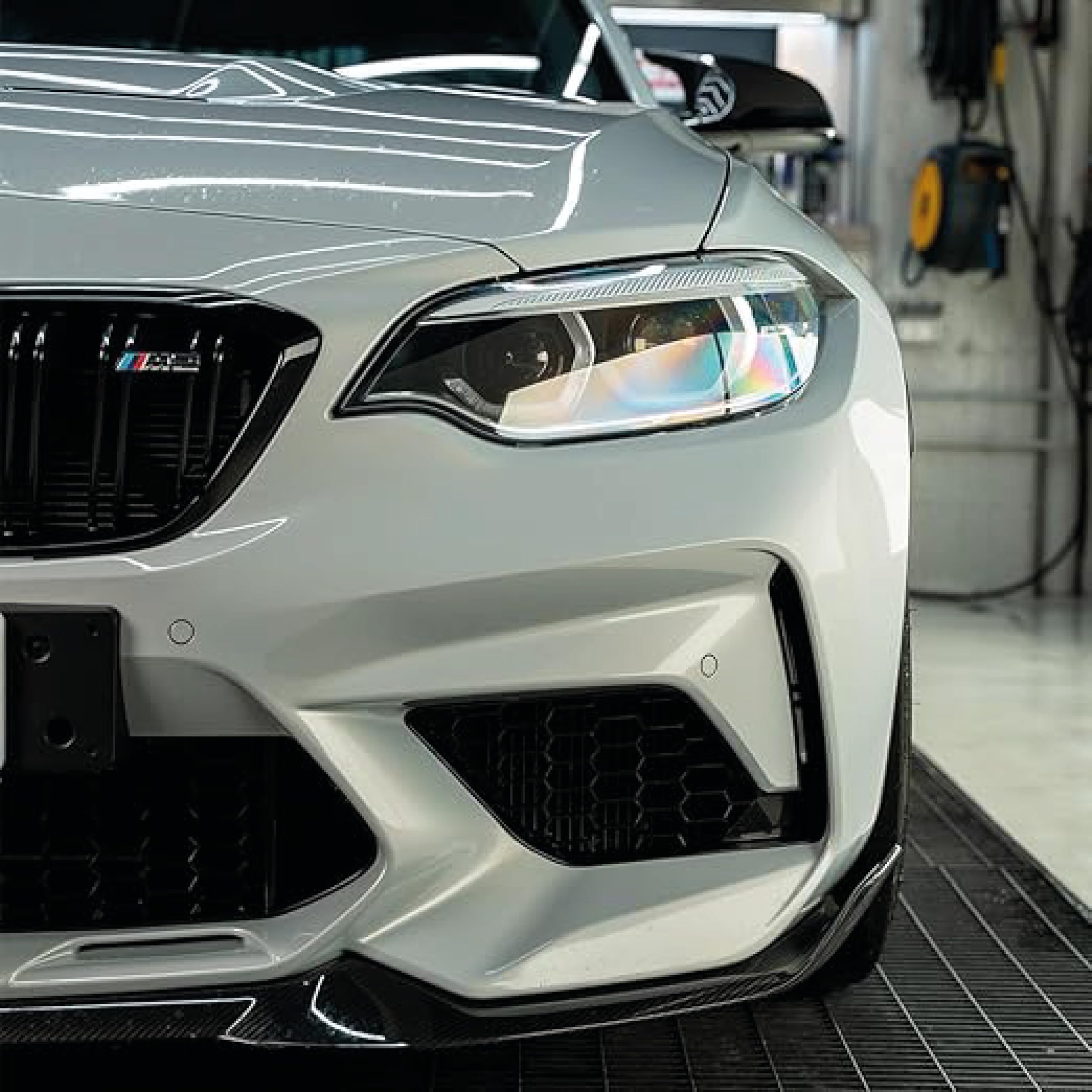 Mafra, Maniac Car Detailing Line, Formato 1L, Insect Remover, Formula in Gel, scioglie e rimuove Insetti, moscerini e Sporco Vecchio accumulato in Modo Facile e Sicuro da carrozzeria e vetri Auto