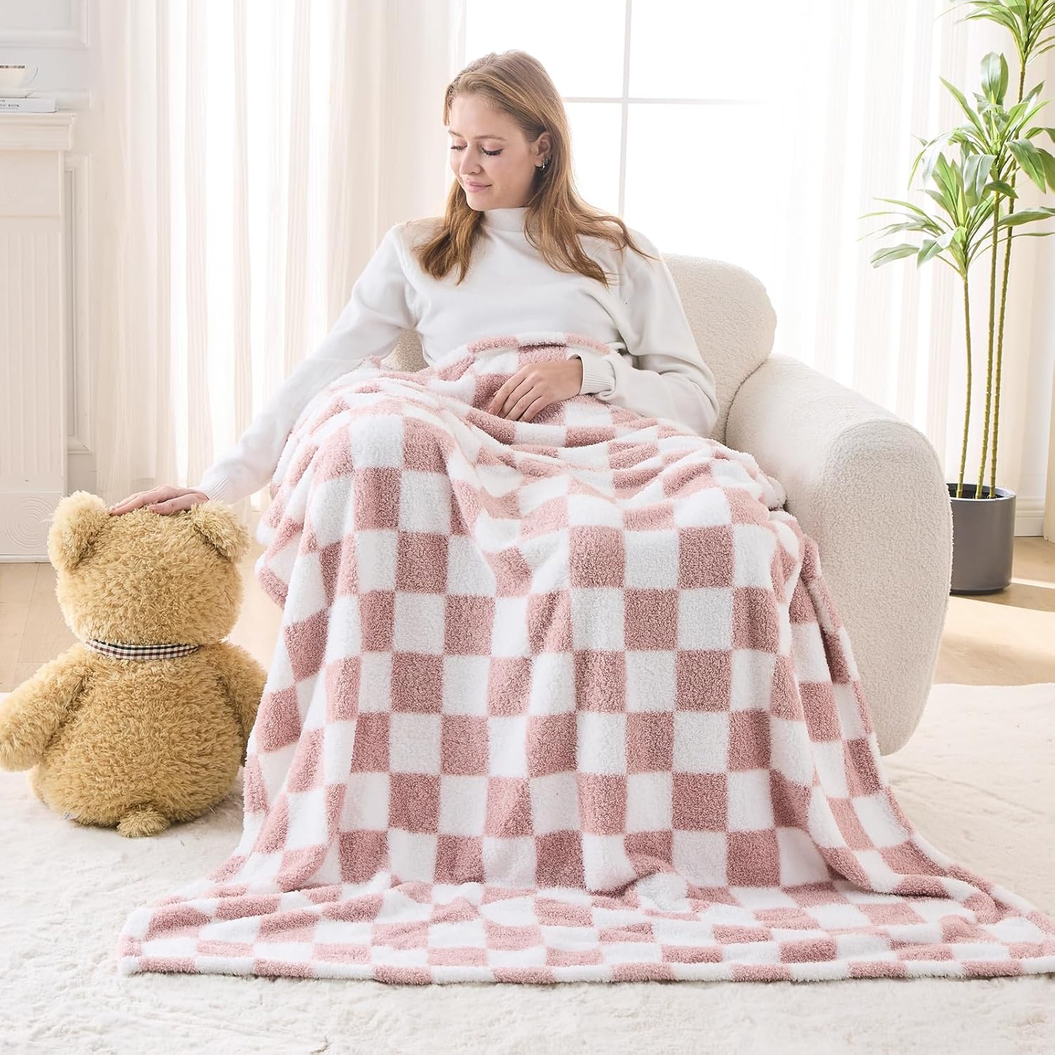 NEWCOSPLAY Knitted Pink White Checkered Blanket Super Soft Plush Throw for Couch Fuzzy Fluffy Microfiber Lightweight Blanket for Bed Sofa All Season Use (Pink White, Throw(50"x60"))