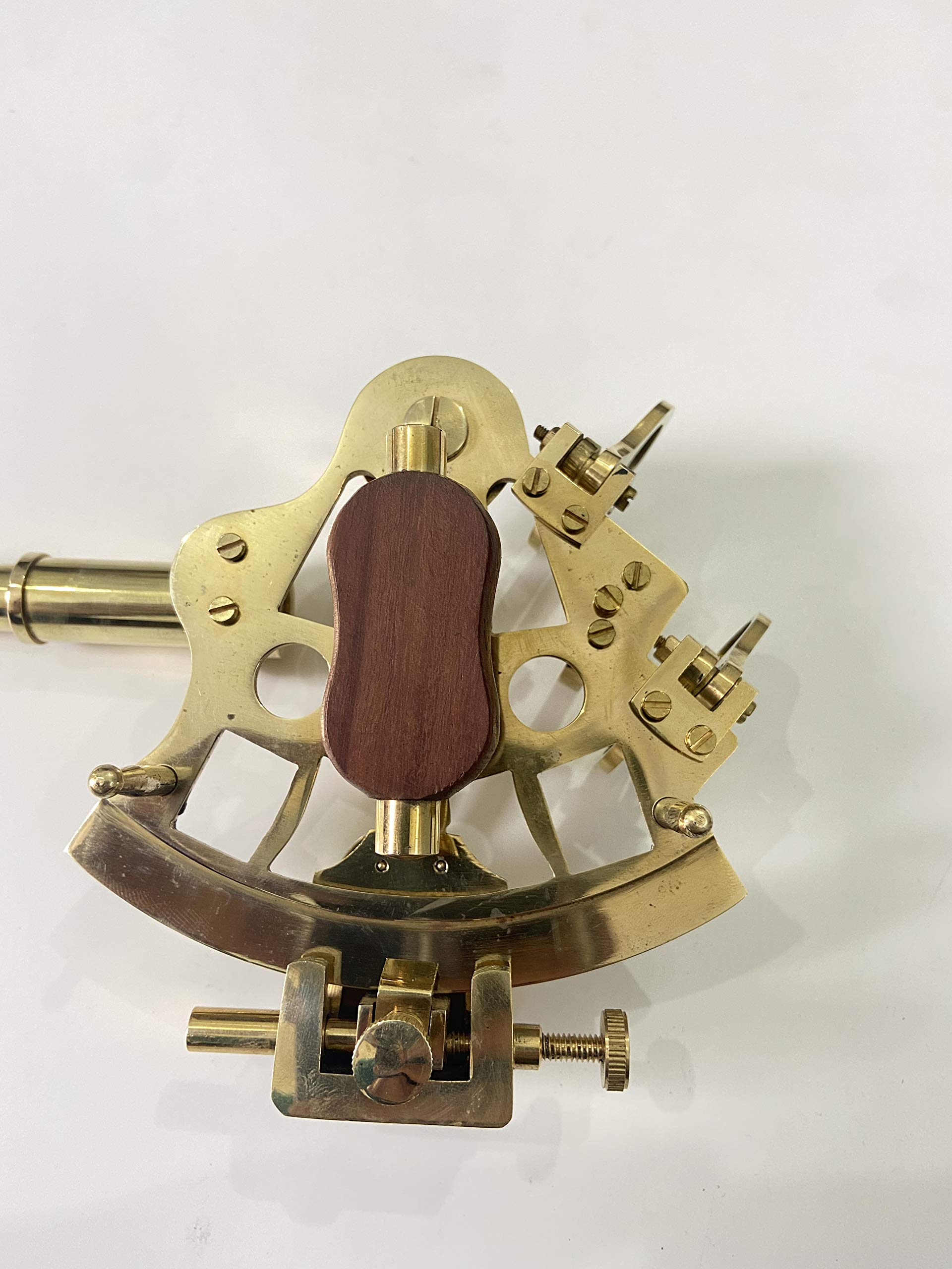 MALLA INCORPORATION ; A TRULY HANDCRAFTED FOR YOU Sextant de navigation nautique en laiton brillant avec finition polie