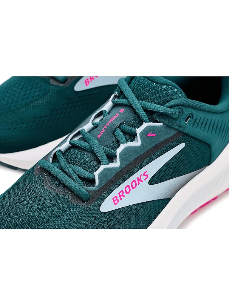 Green Brooks Anthem 8