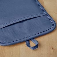 Vista 4 de KitchenAid - Juego de agarraderas de silicona suave y acanalada, azul Willow, 7 x 9 pulgadas