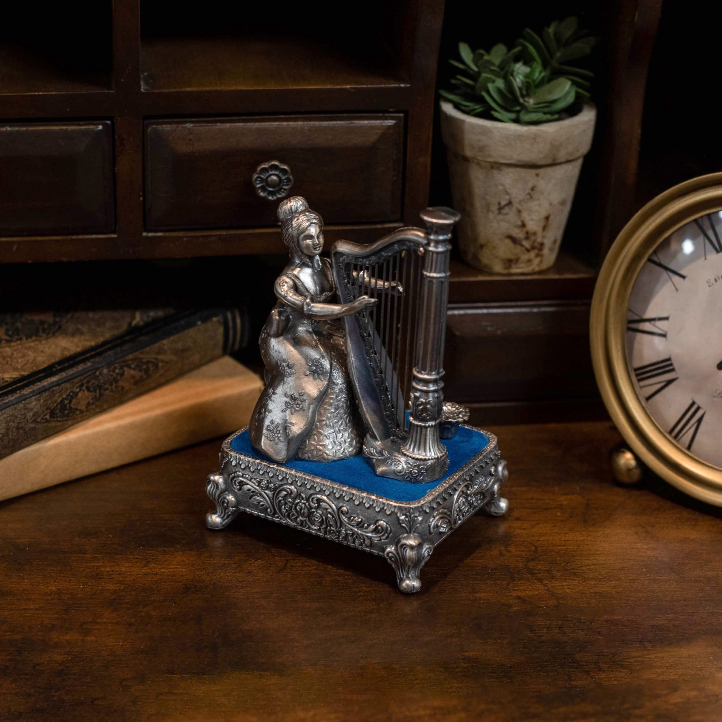 Amazon.co.jp: Haelo シルバートーン ハープを奏でる女性 メタル