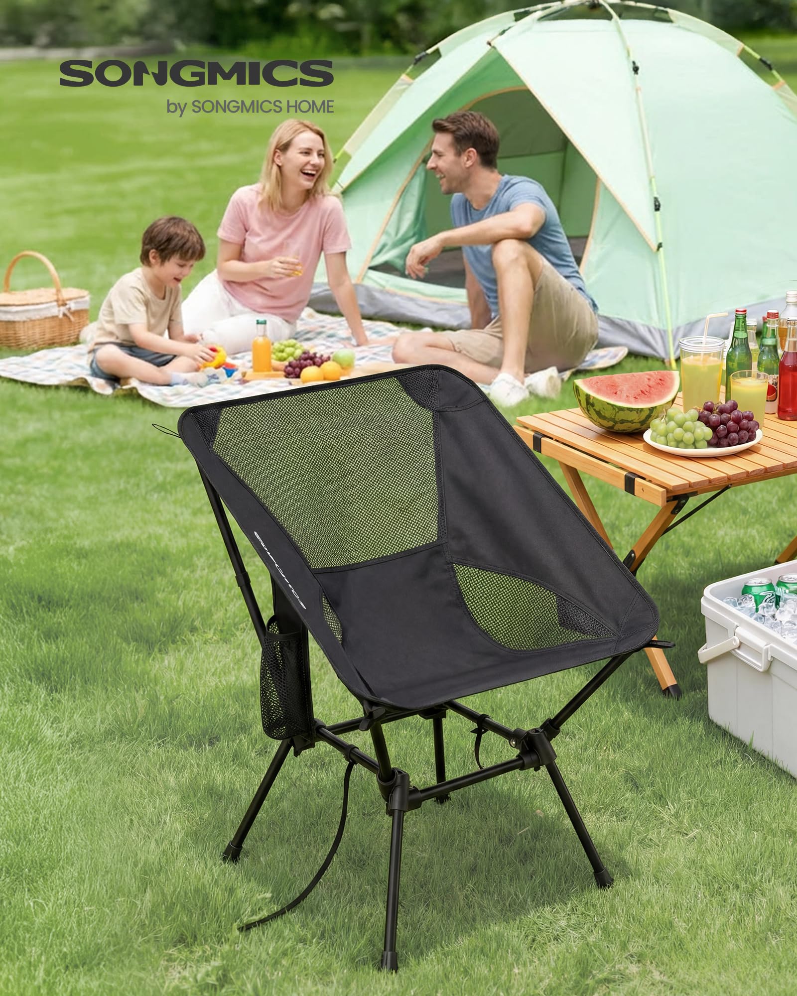 SONGMICS Sedie da Campeggio, Set di 2 Sedie da Esterno, Altezza Regolabile, Struttura in Acciaio, Portata 150 kg, 2 Tasche, per Campeggio, Viaggi, Nero GCB052BZ01