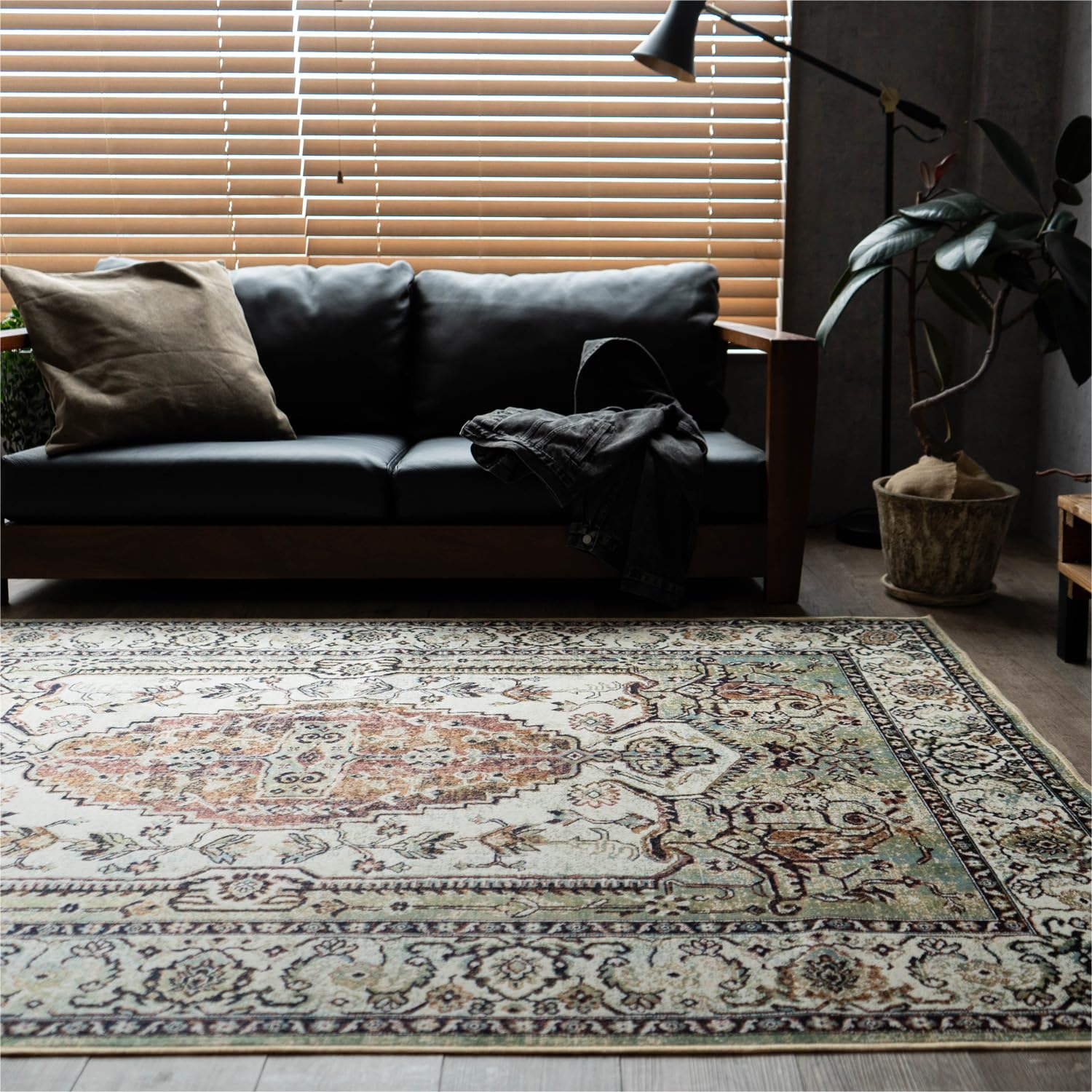 Amazon | サヤンサヤン ペルシャ柄 ラグ カーペット ロイヤルパレス