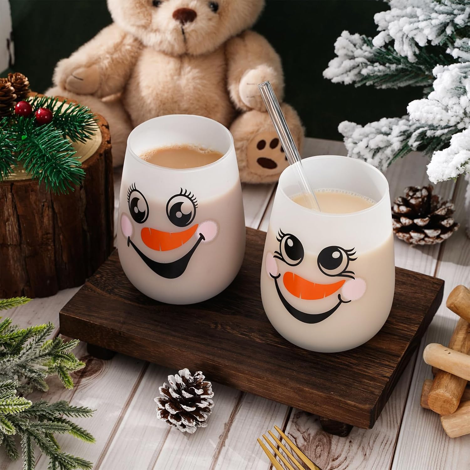 Whaline 2Pcs Christmas Winter Stemless Wine Glasses 17oz Cute Snowman Drinking Glasses Funny Tumbler Cups for Party Supplies Gifts