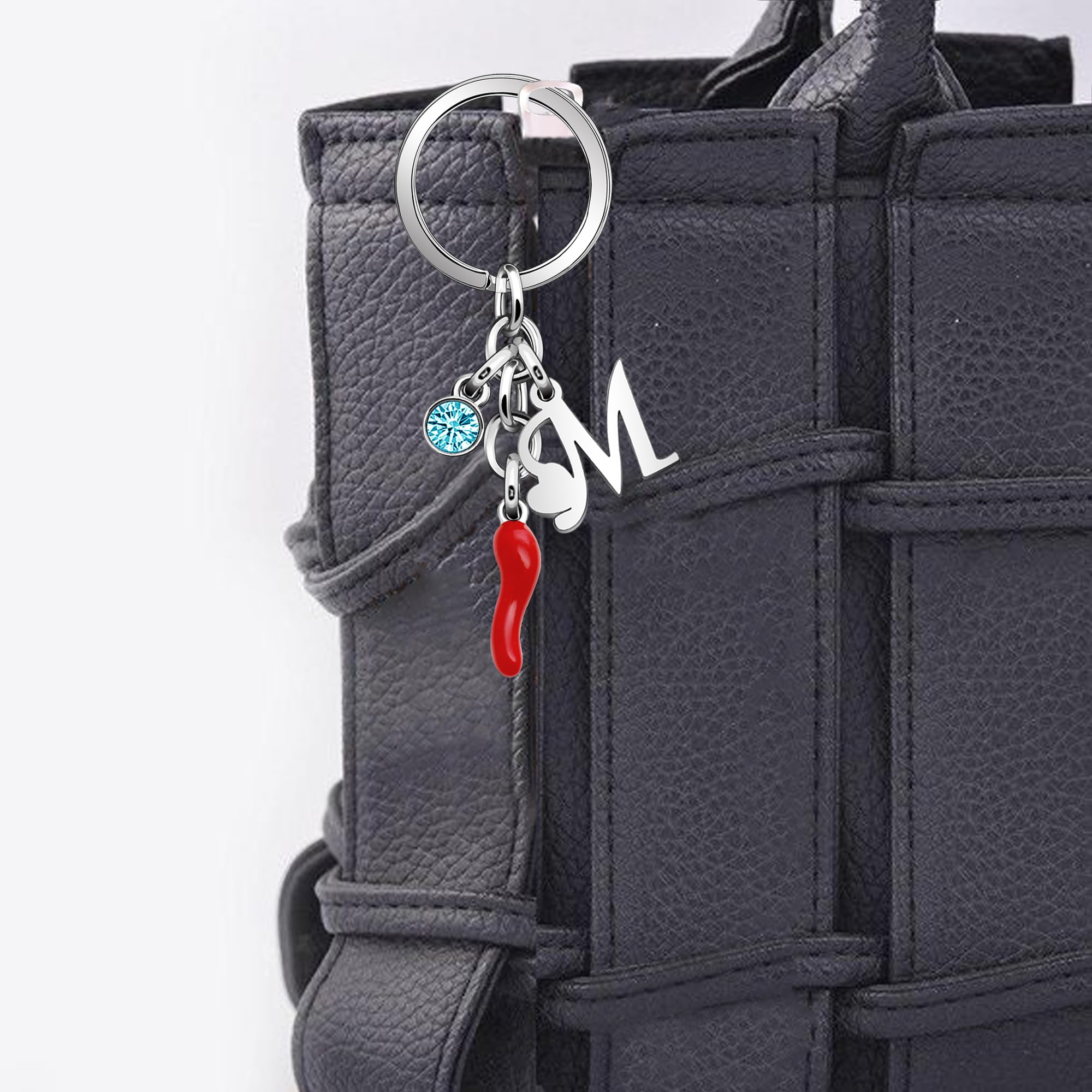 Aosyoisk Portachiavi Nome lettera iniziale. Personalizzato Corno di pecora rosso Amulet ciondolo Portachiavi regalo Per Festa della mamma,Compleanno,San Valentino,Anniversario