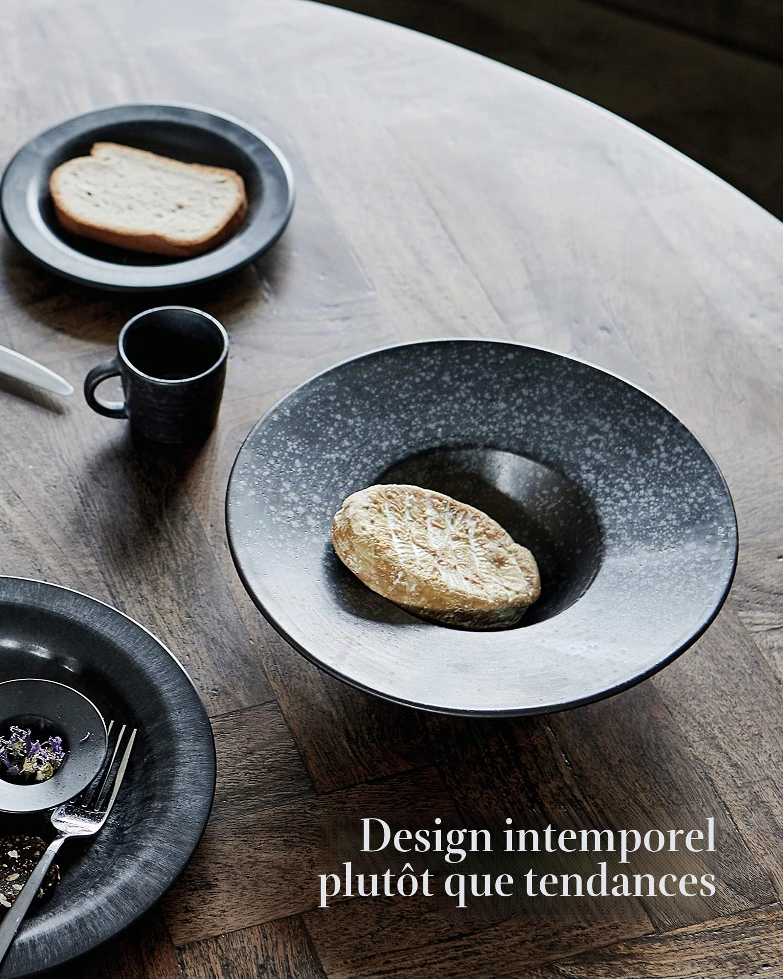 House Doctor Assiette à pâtes Pion noire | Bol profond en faïence | Vaisselle noire | Style Scandi pour une sensation de vie hygge, Pebble Black